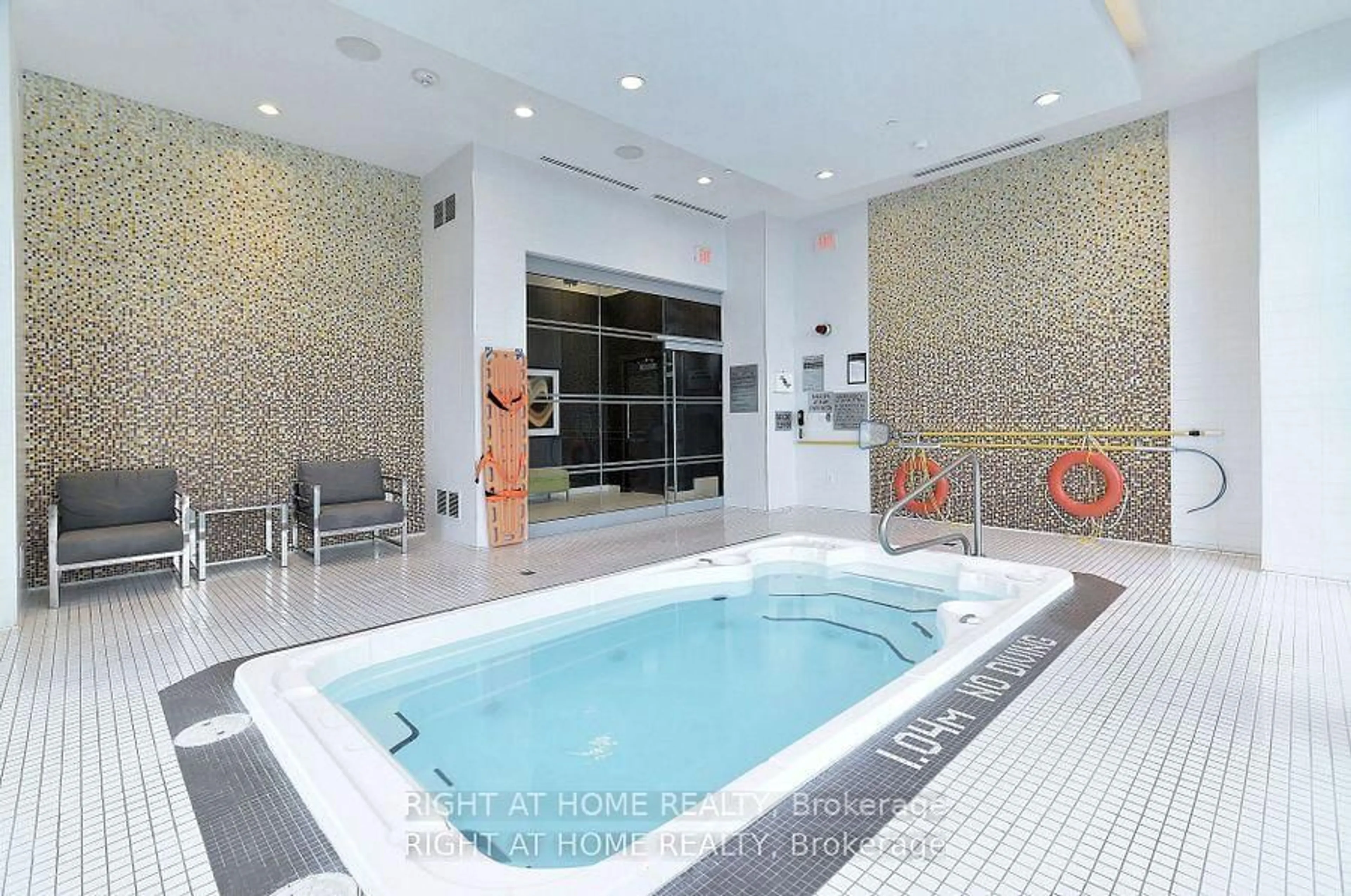 Pool for 55 Ann O'reilly Rd #3710, Toronto Ontario M2J 0E1