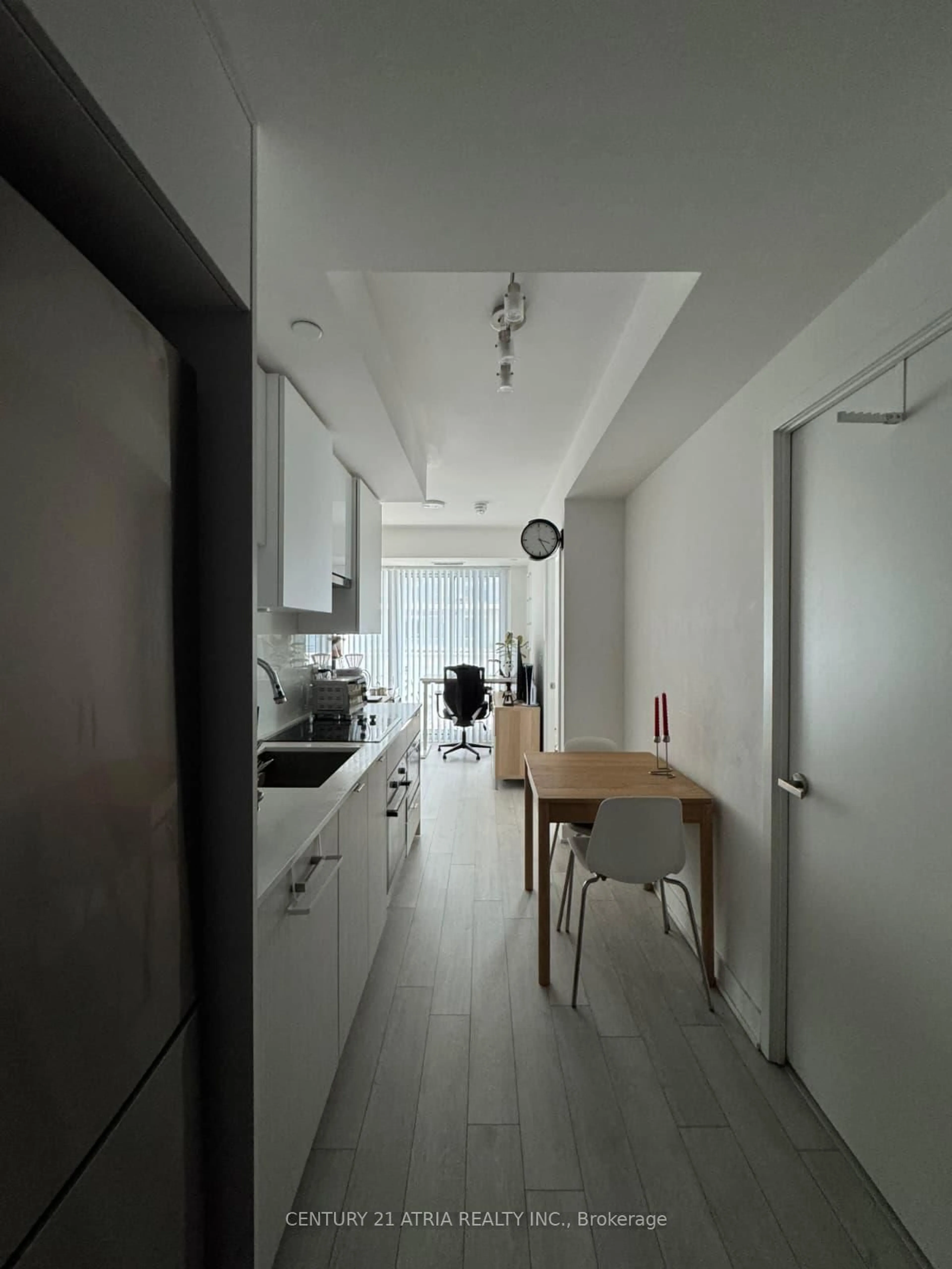 Unknown for 99 Broadway Ave #1708, Toronto Ontario M4P 0E3