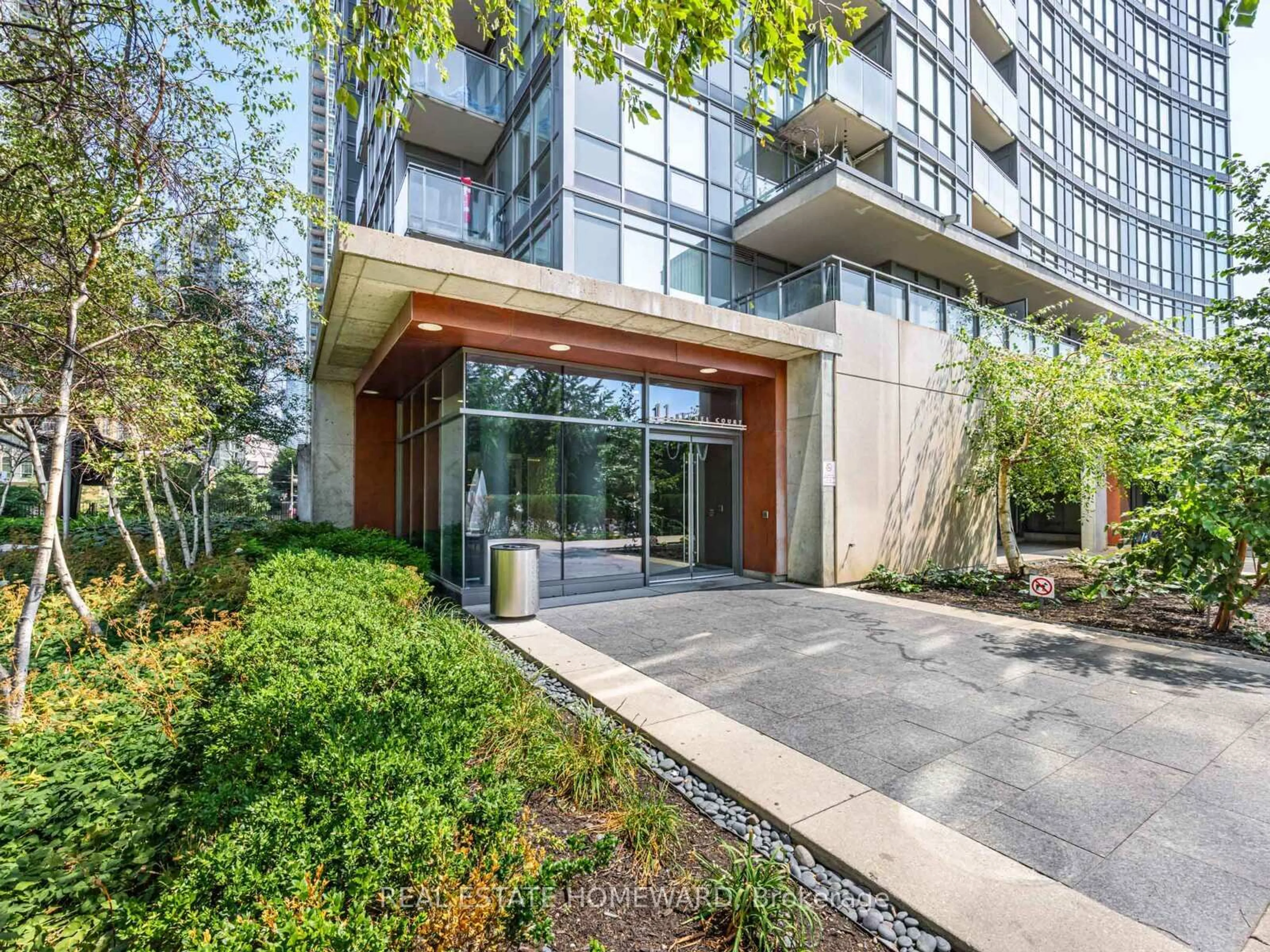 Indoor foyer for 11 Brunel Crt #906, Toronto Ontario M5V 3Y3