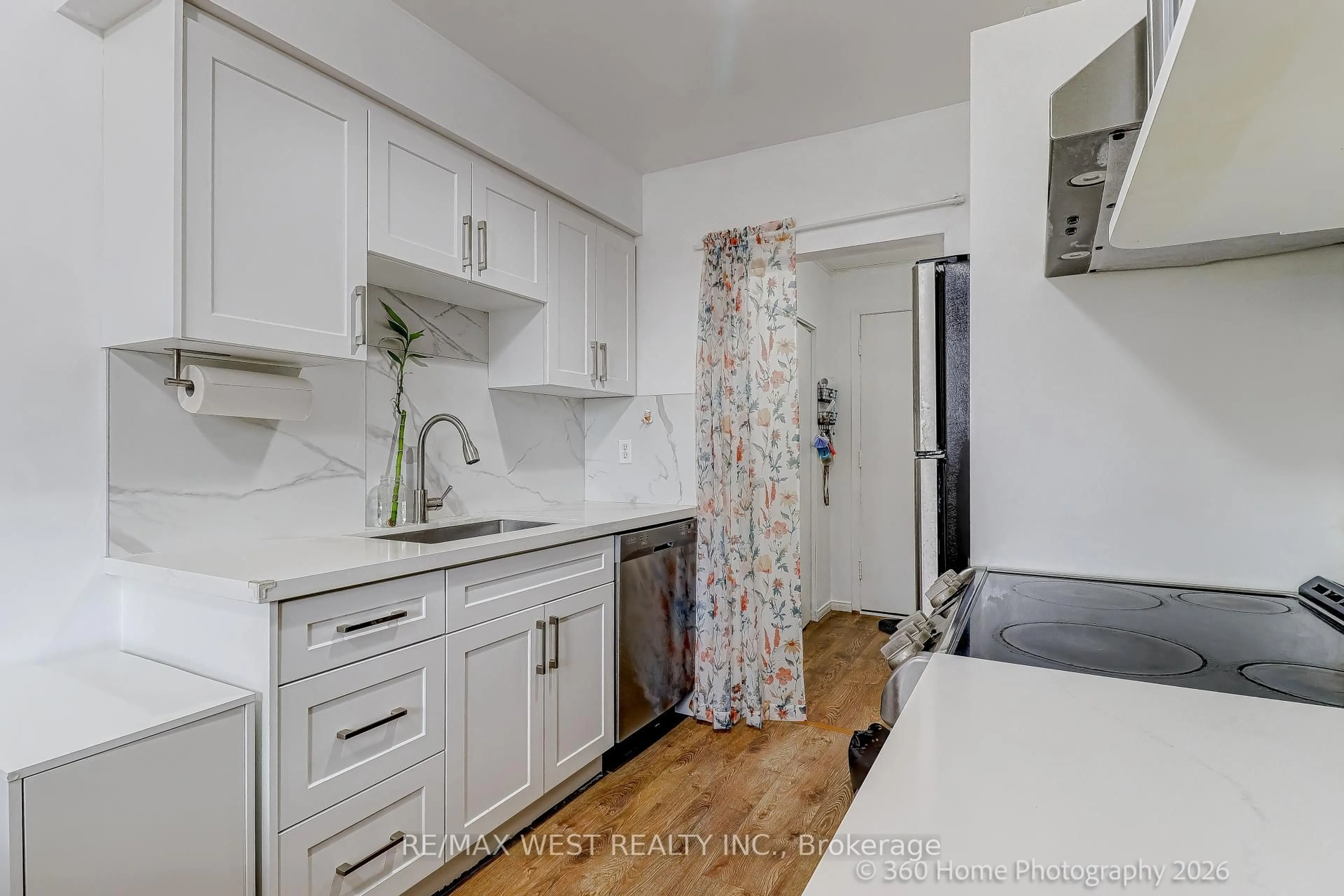 Unknown for 10 Leith Hill Rd #27, Toronto Ontario M2J 1Z2