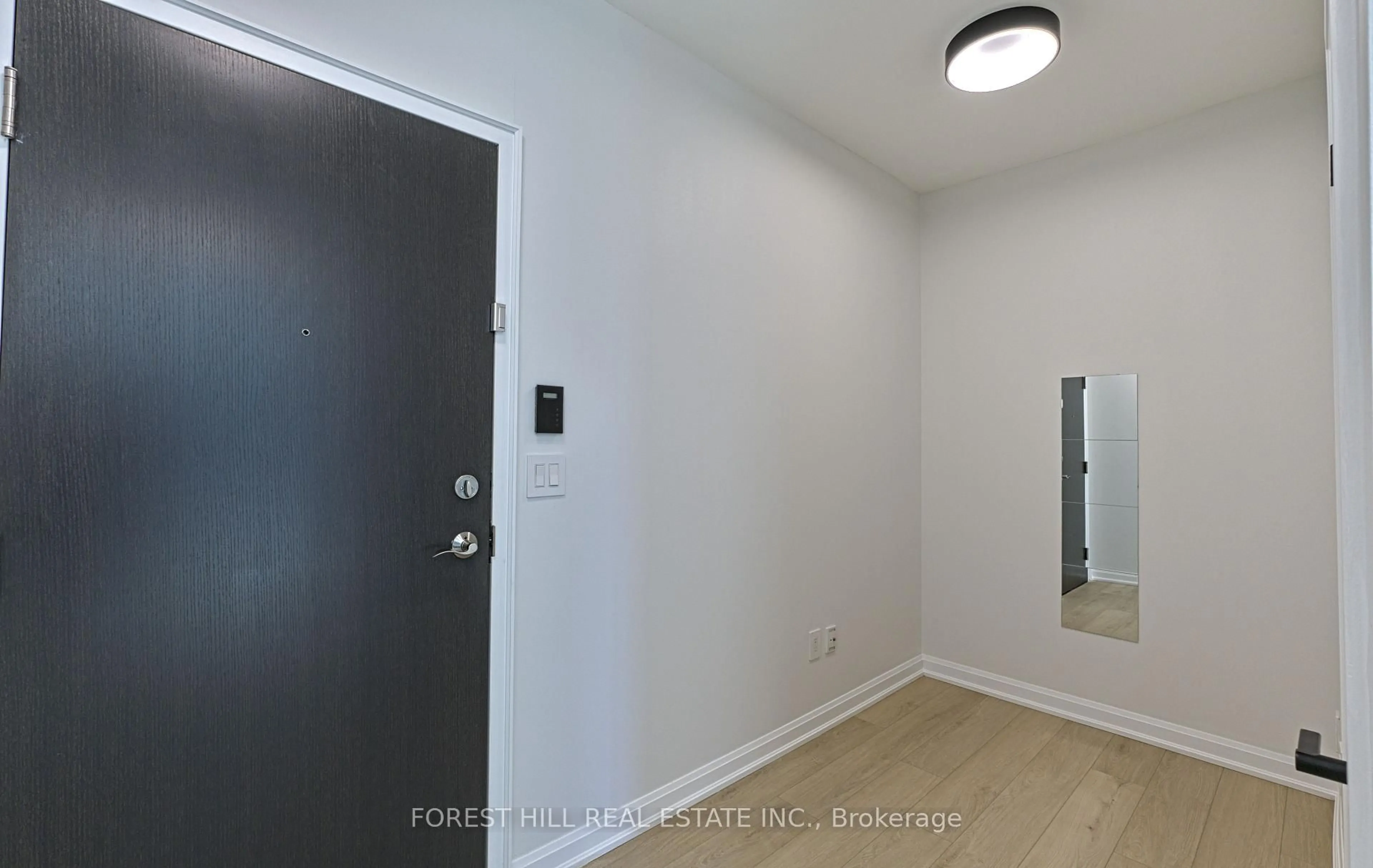 Indoor entryway for 11 Bogert Ave #2502, Toronto Ontario M2N 0H4