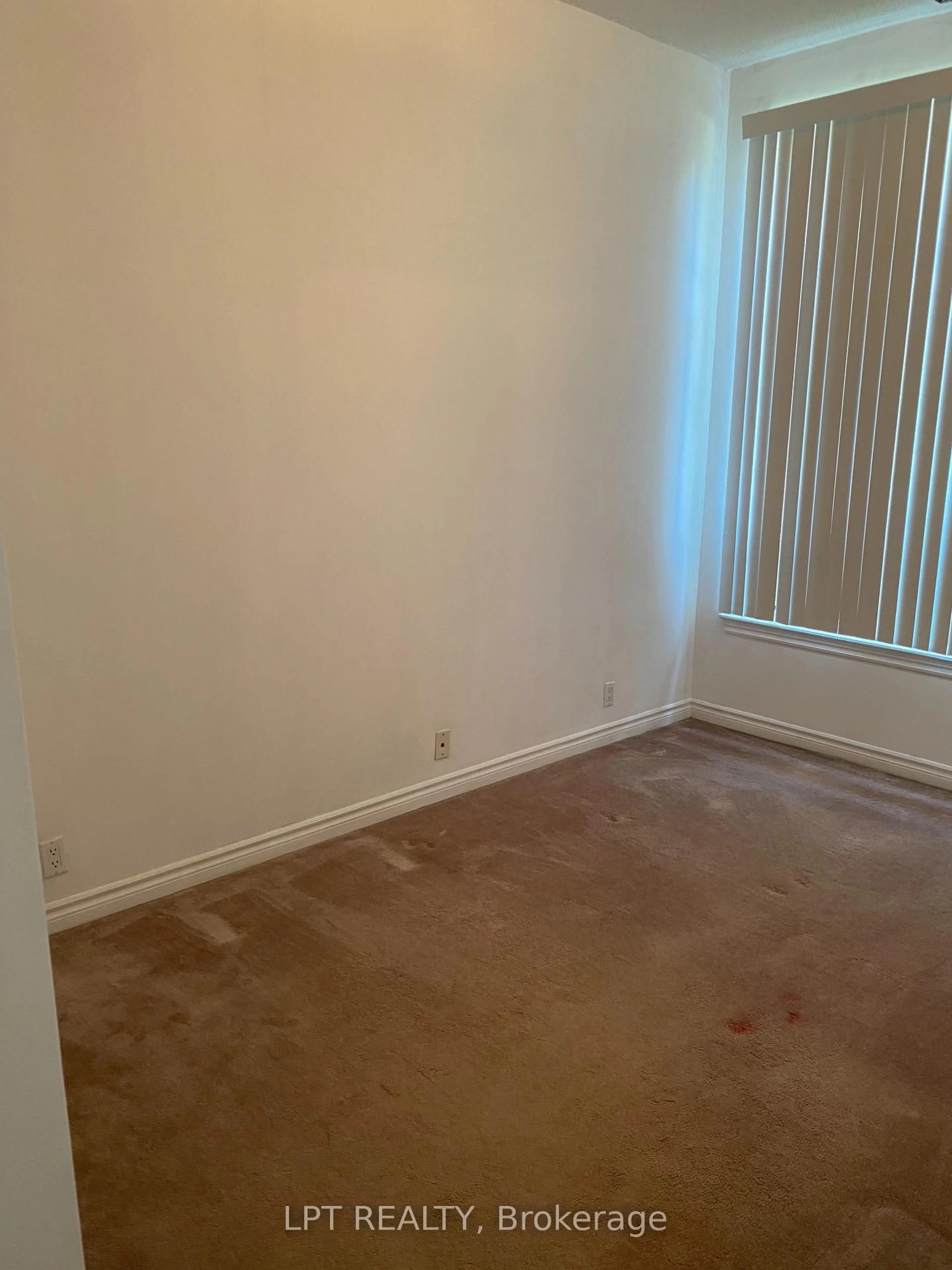 A pic of a room for 1720 Eglinton Ave #101, Toronto Ontario M4A 1J7