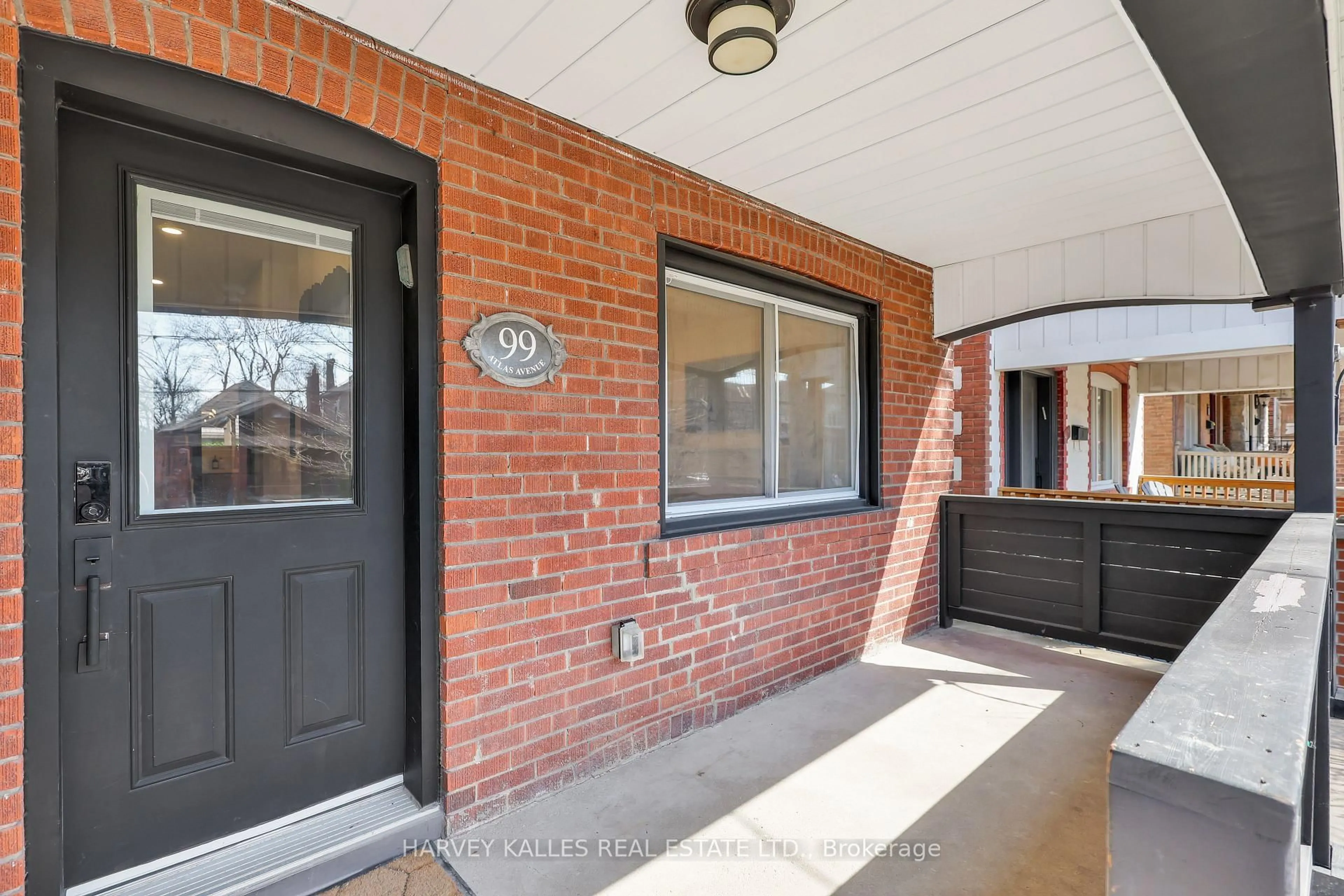 Indoor entryway for 99 Atlas Ave, Toronto Ontario M6C 3P2