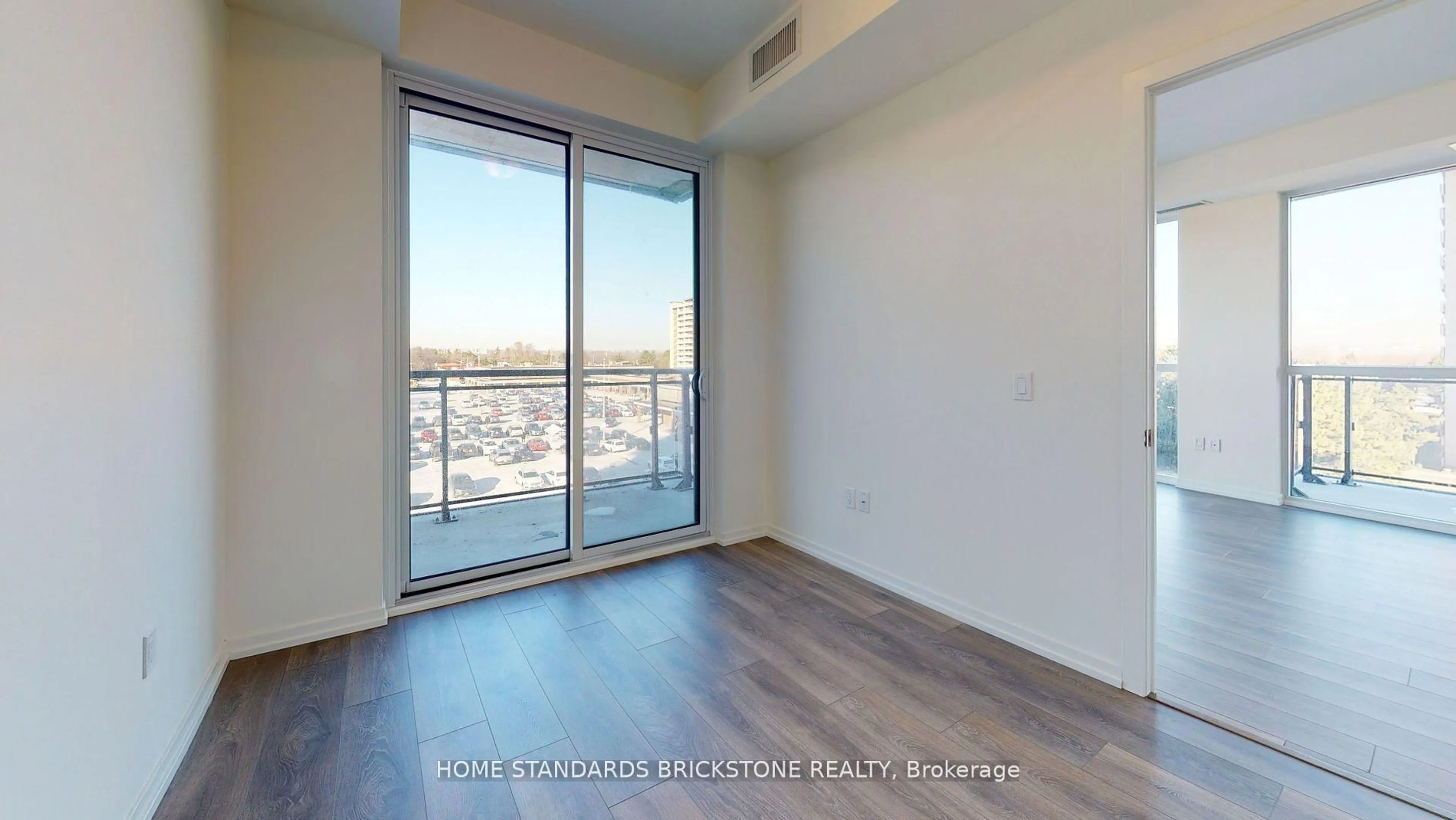 A pic of a room for 3237 Bayview Ave #506, Toronto Ontario M2K 0G1