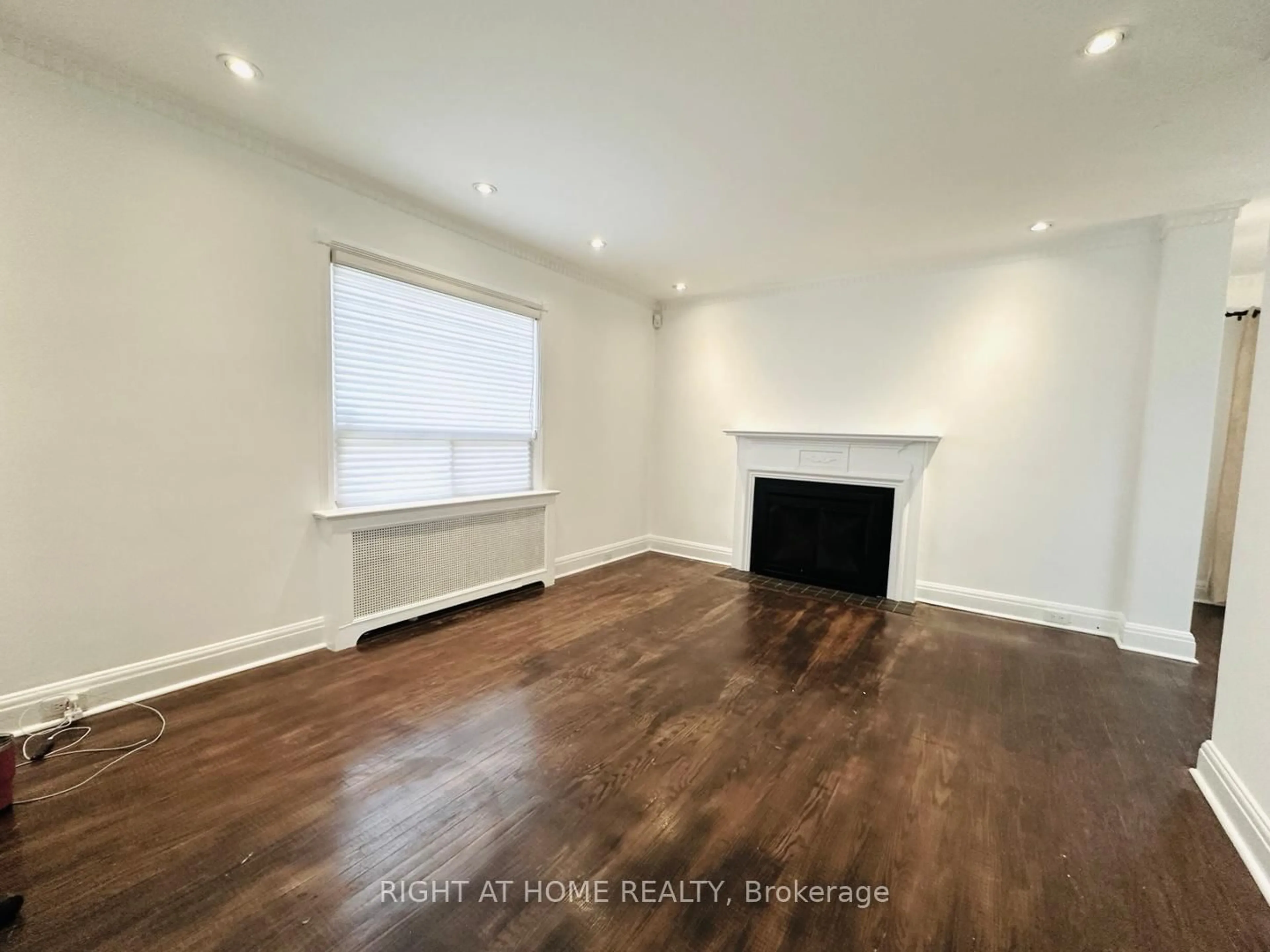 A pic of a room for 69 Haddington Ave, Toronto Ontario M5M 2P2