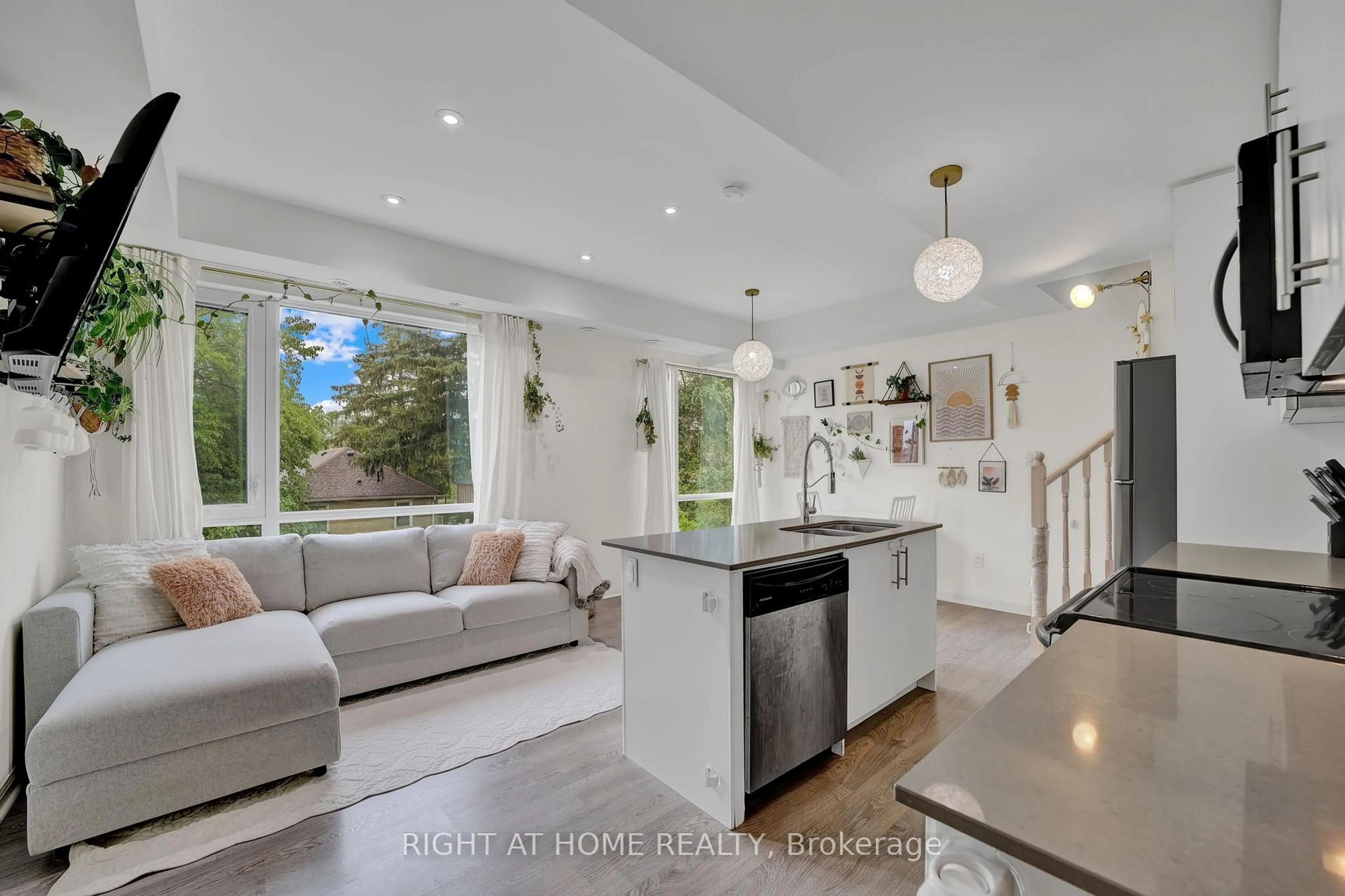 Open concept kitchen, unknown for 639 Lawrence Ave #312, Toronto Ontario M6A 1A9