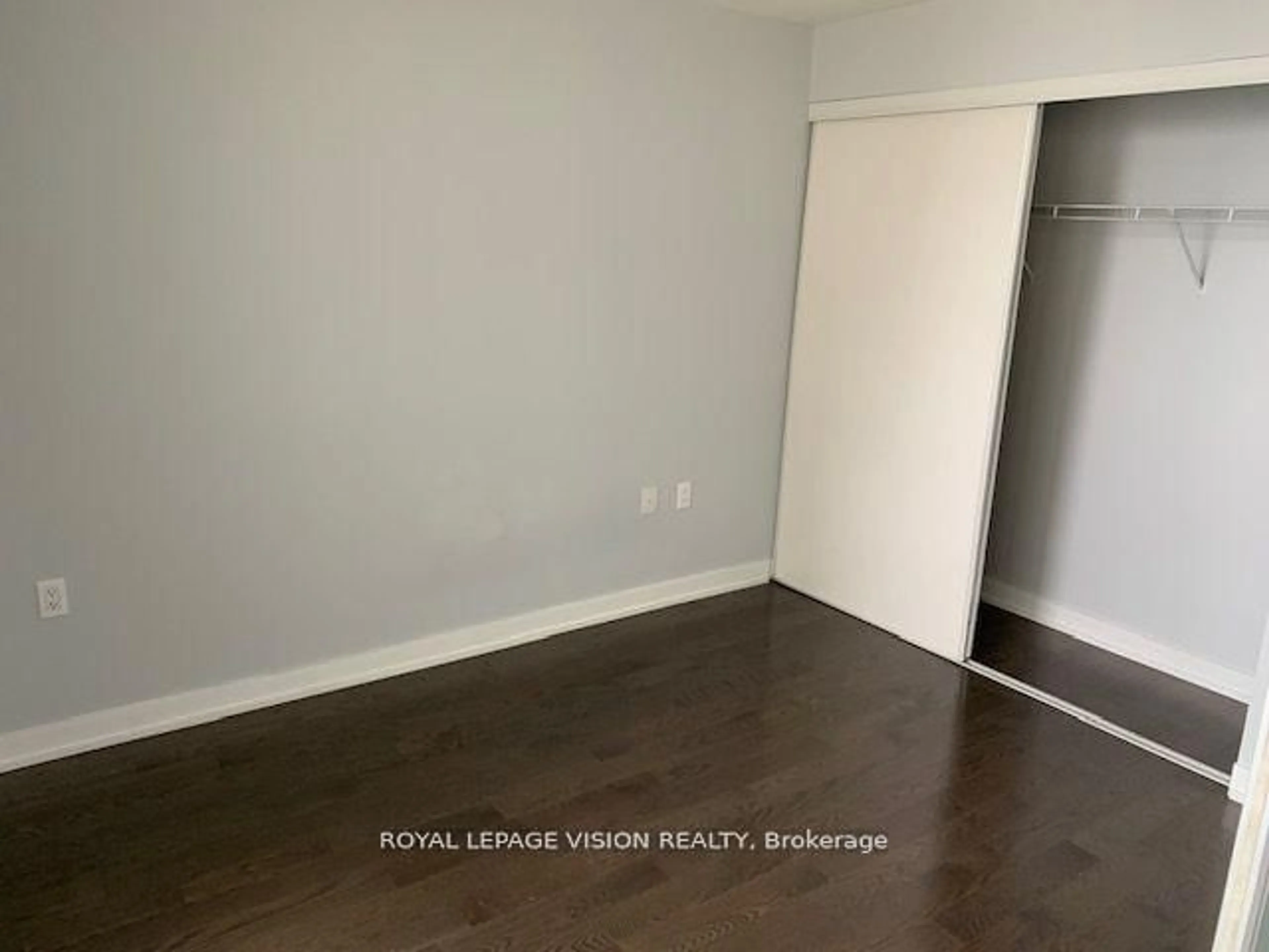 A pic of a room for 1 The Esplanade #1107, Toronto Ontario M5E 0A8