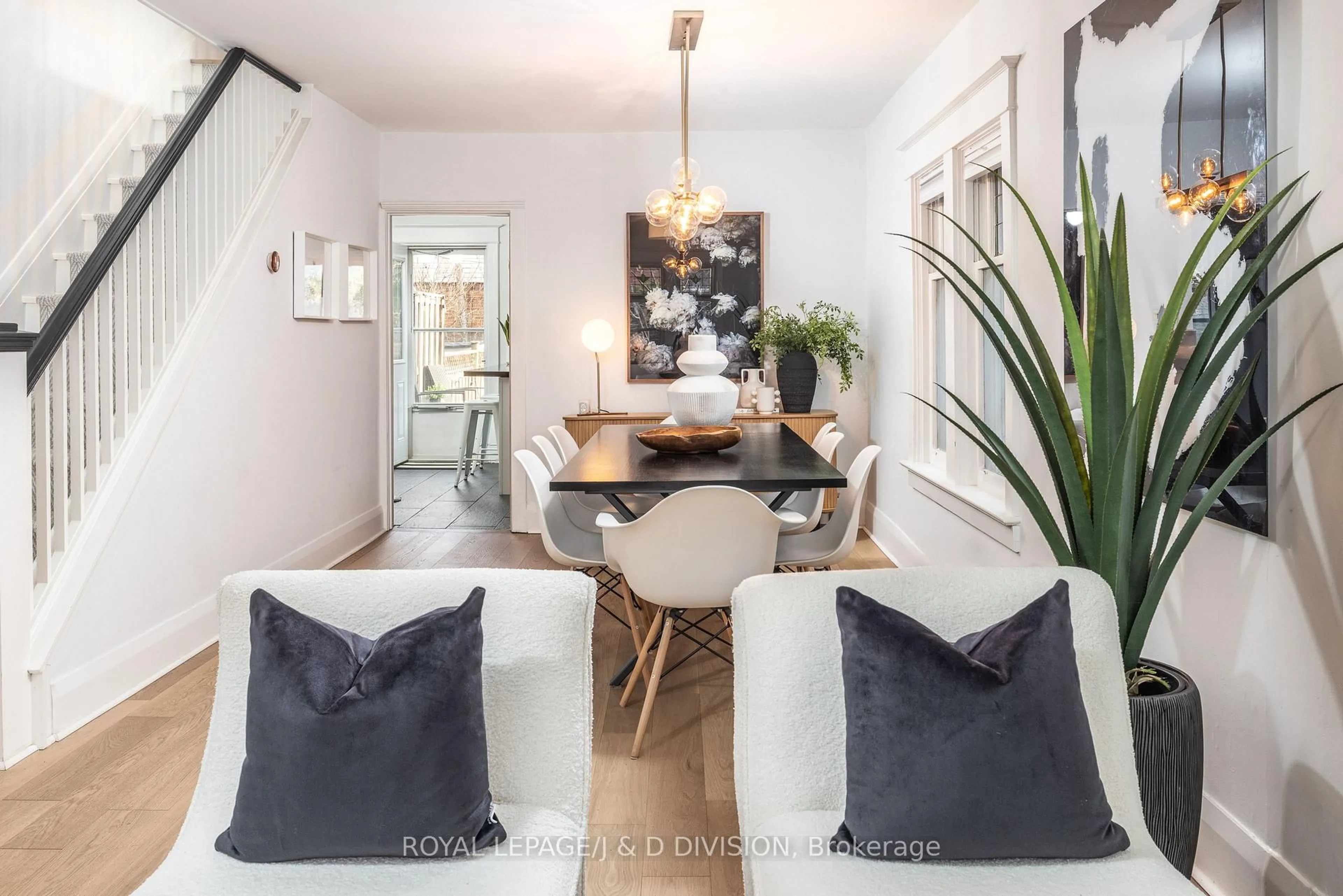Dining room, unknown for 419 Davisville Ave, Toronto Ontario M4S 1H7