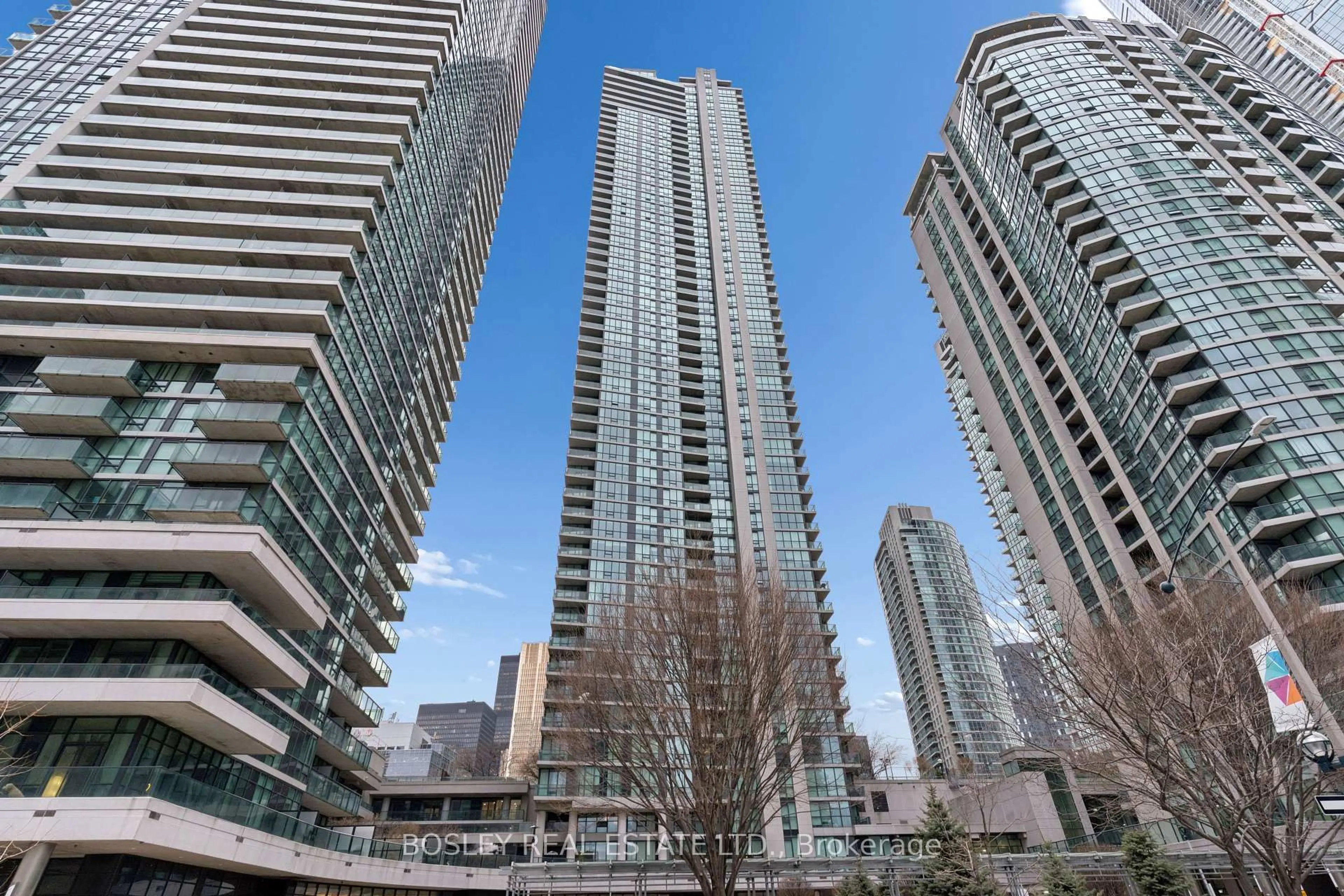 Unknown for 16 Harbour St #4501, Toronto Ontario M5J 2Z7