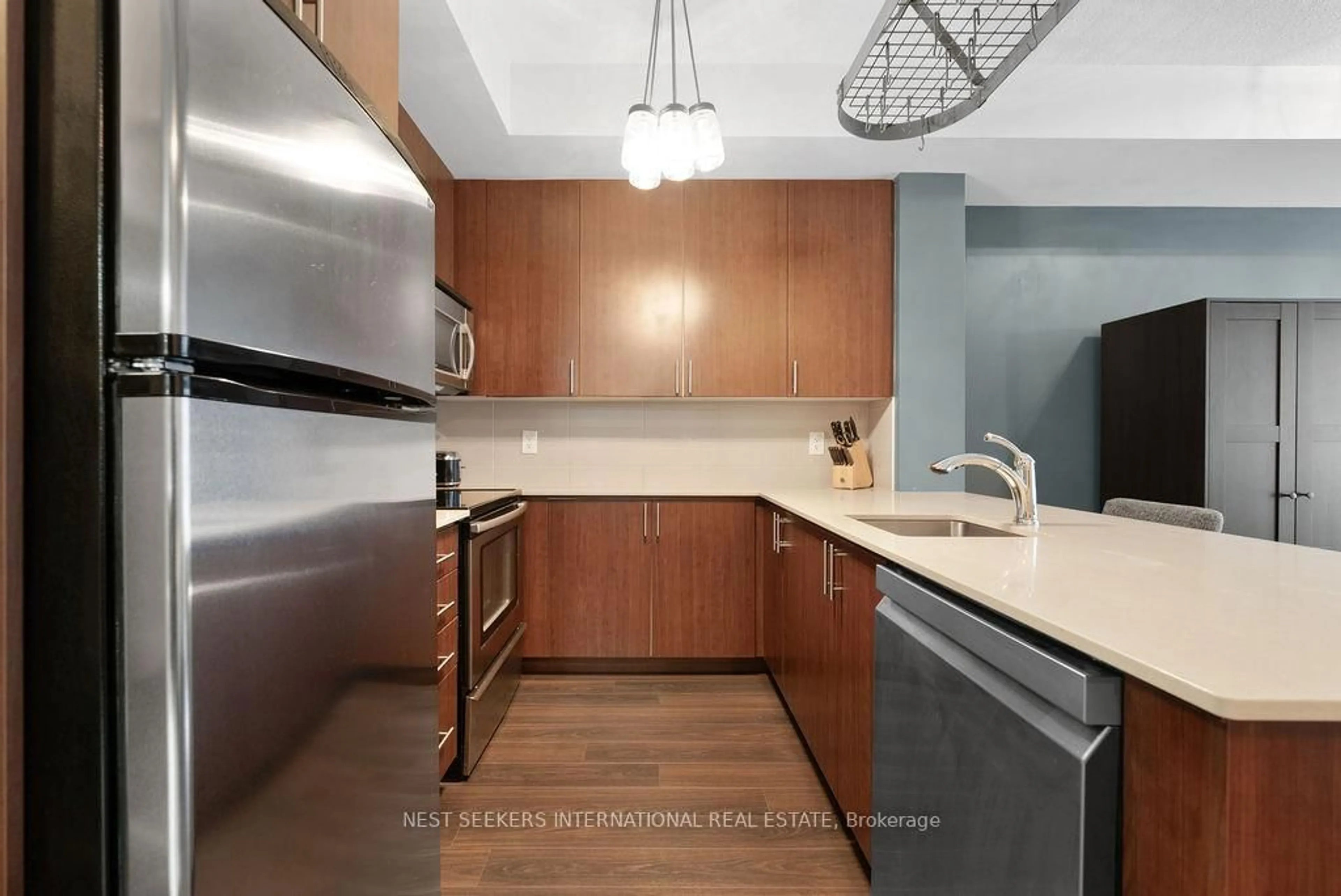 Unknown for 560 Front St #621, Toronto Ontario M5V 1C1