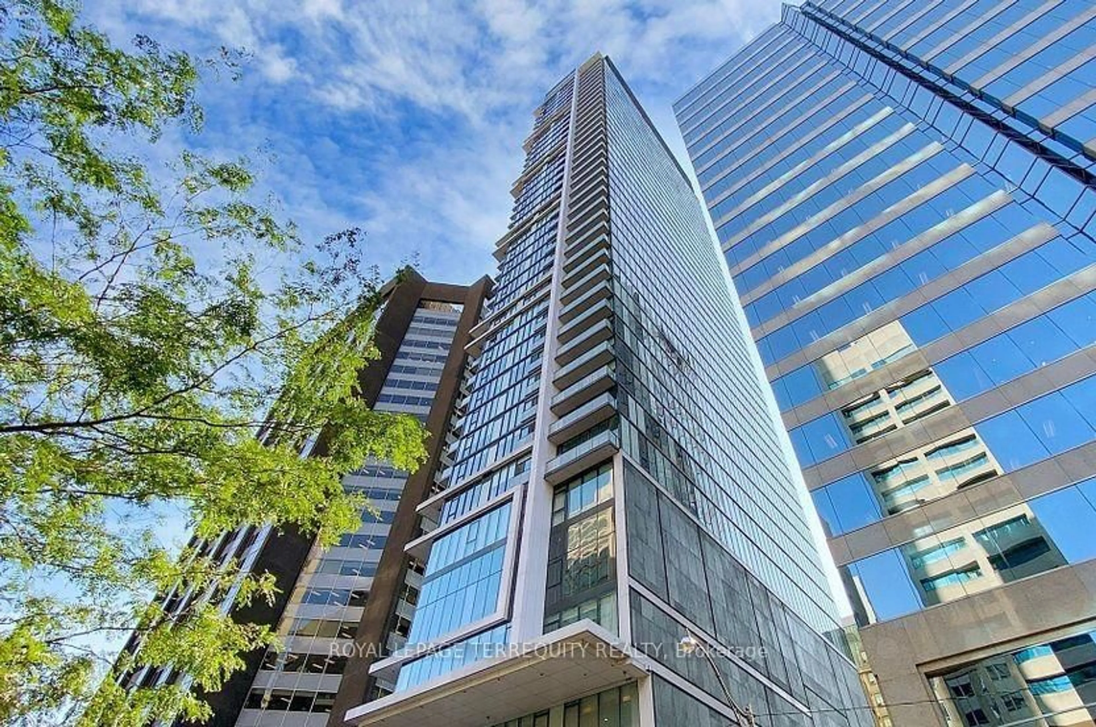 Unknown for 426 University Ave #PH101, Toronto Ontario M5G 1S9