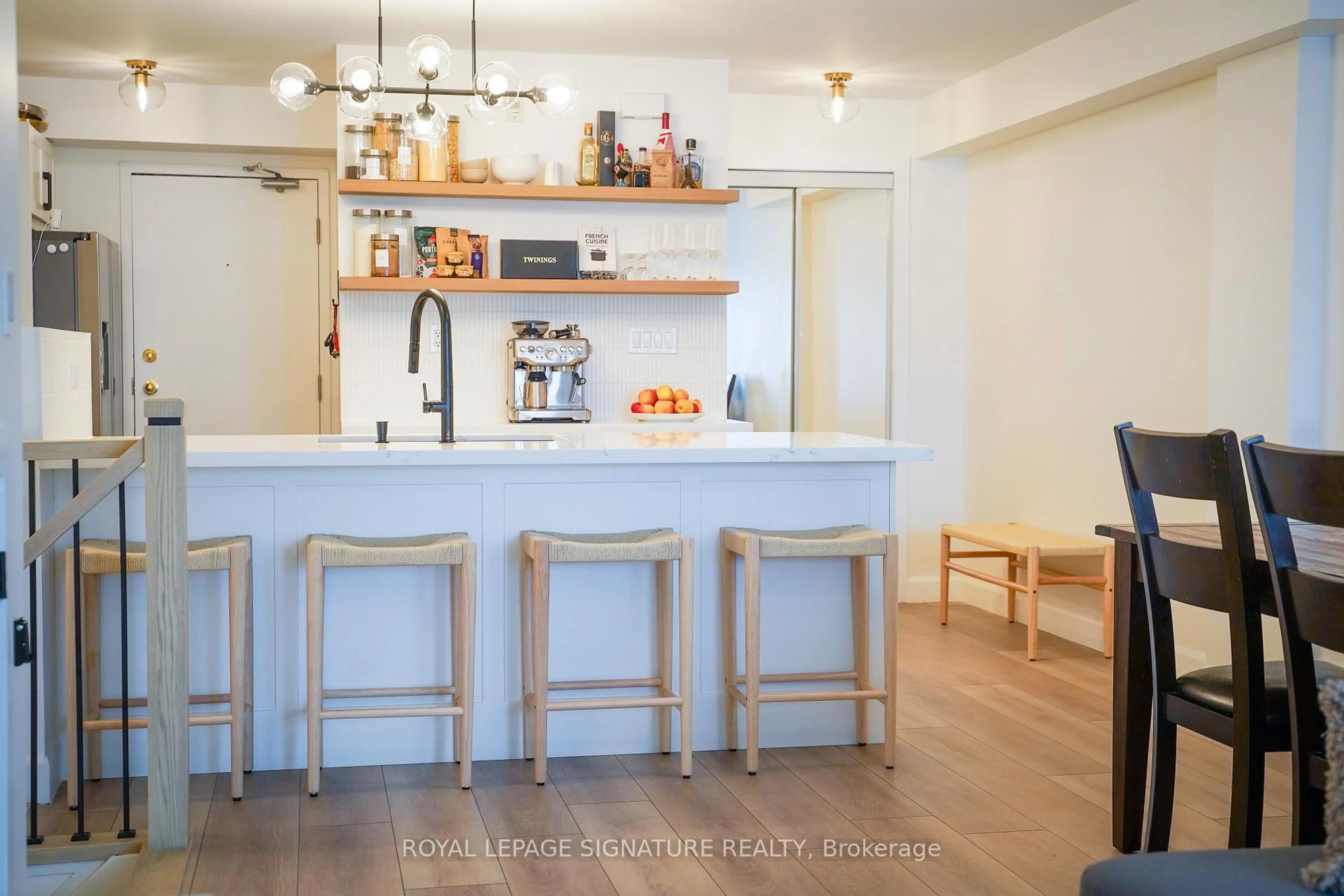 Open concept kitchen, unknown for 118 Finch Ave #Th 5, Toronto Ontario M2N 7G2