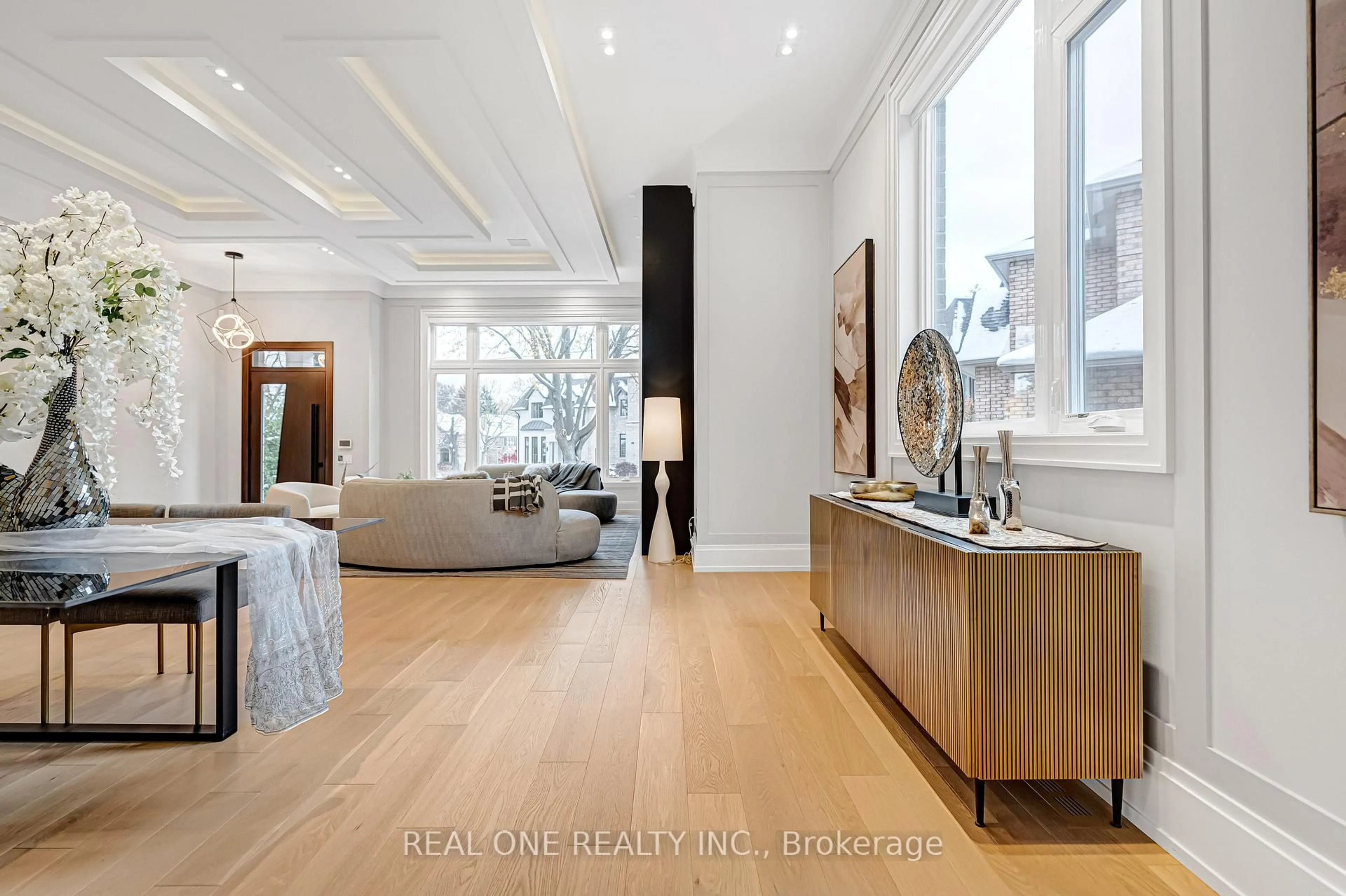 Unknown for 18 Aneta Circ, Toronto Ontario M2M 3J2