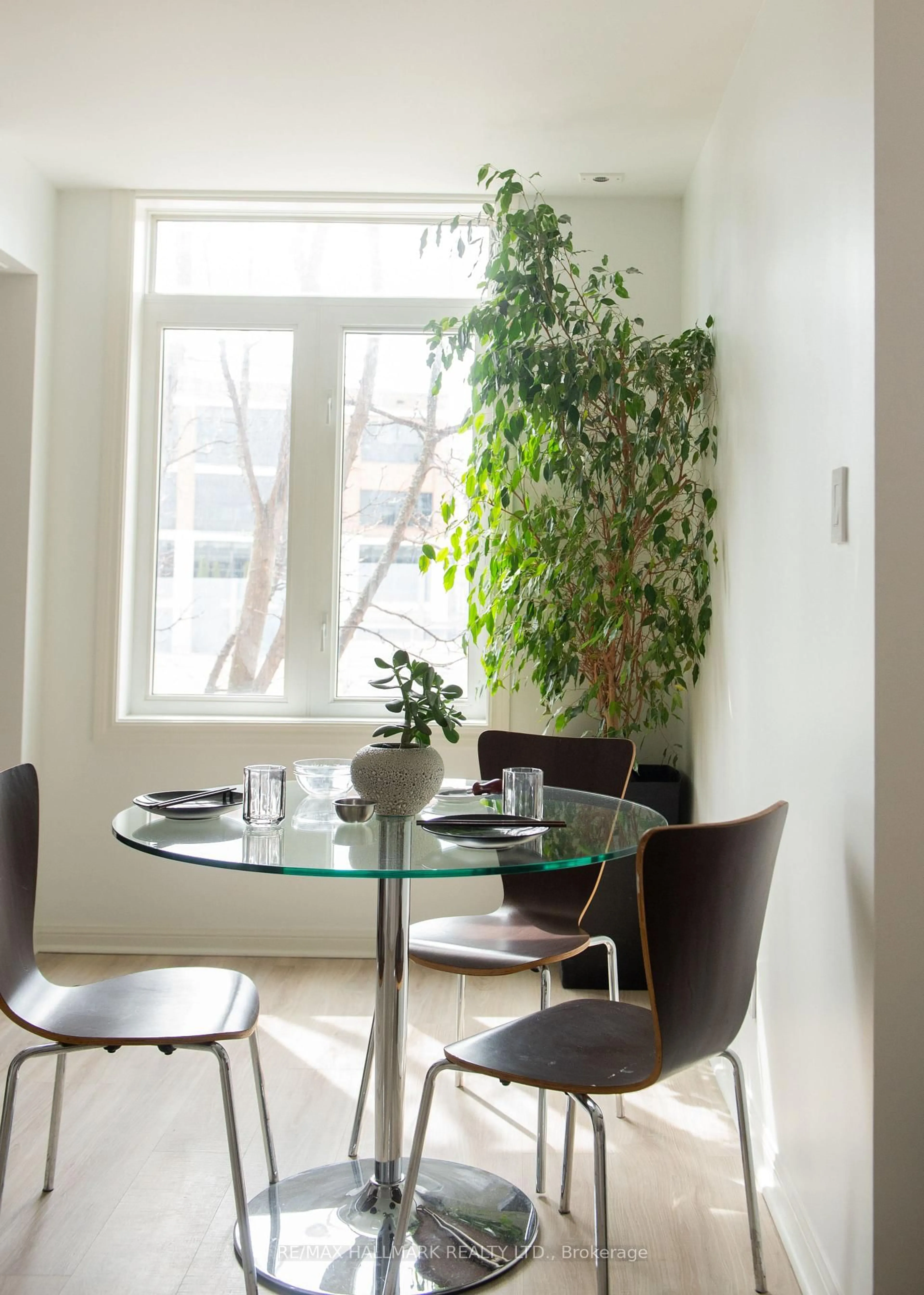 Dining room, unknown for 27 Sudbury St, Toronto Ontario M6J 3W6