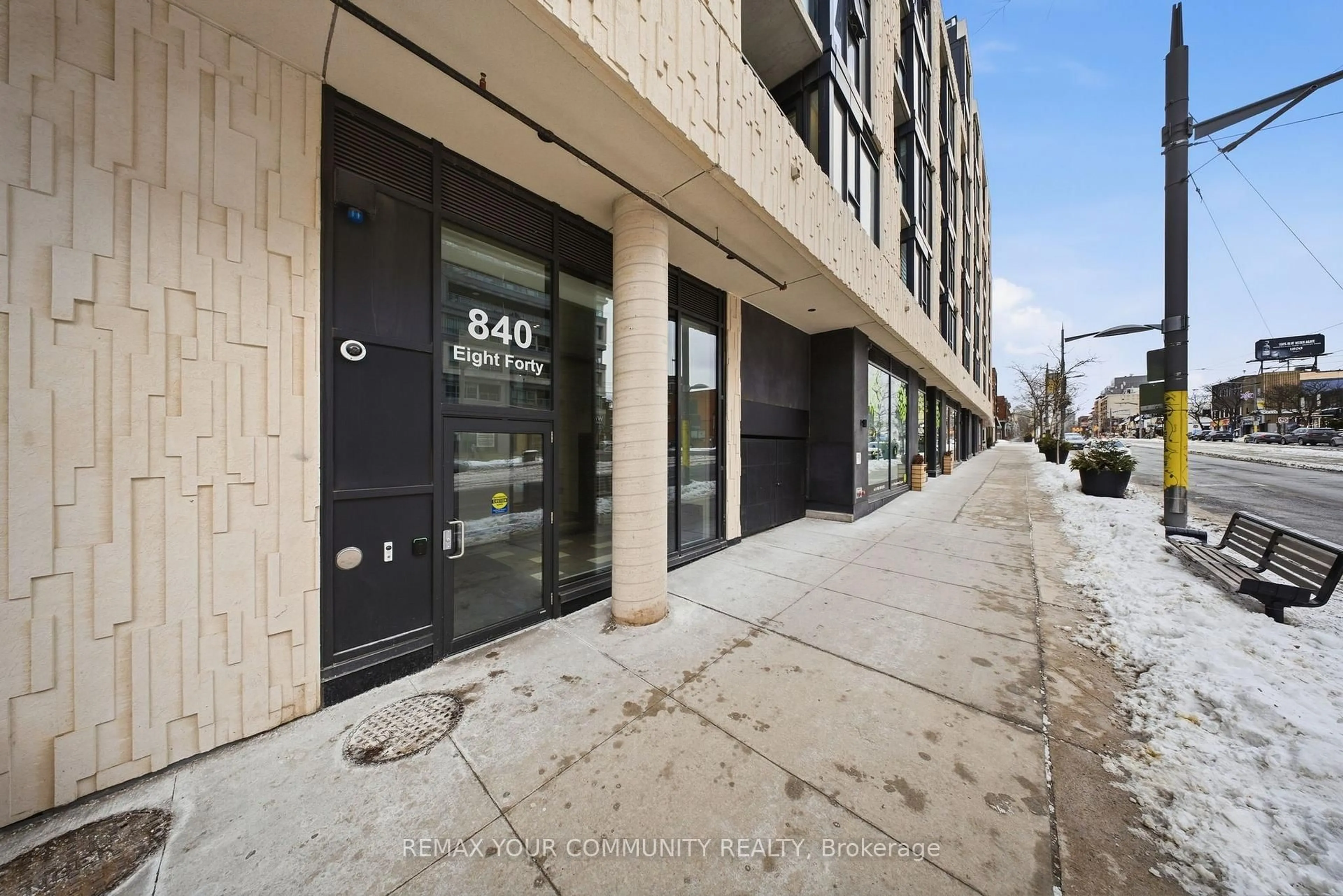 Unknown for 840 St. Clair Ave #515, Toronto Ontario M6C 0A4