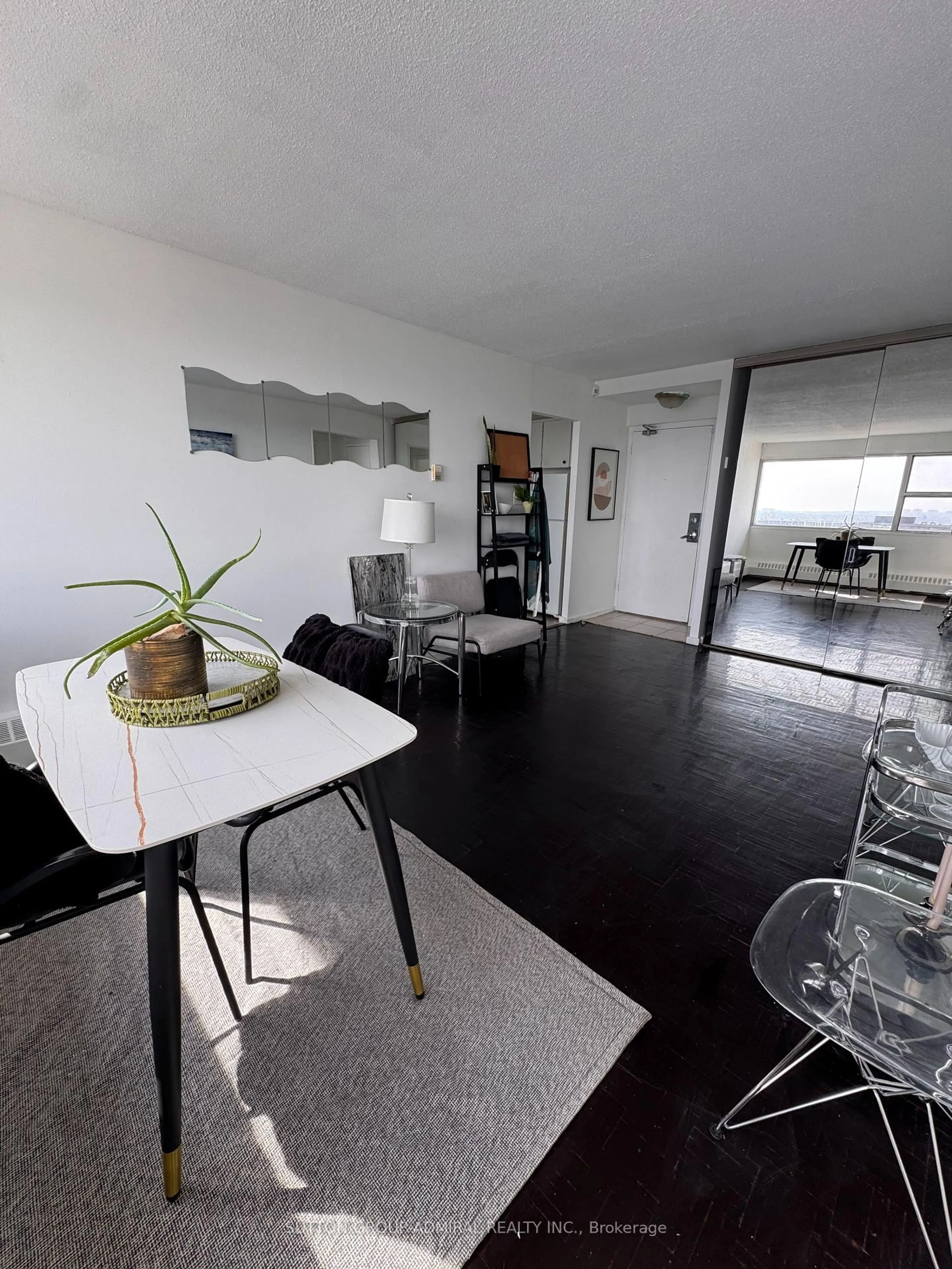 A pic of a room for 715 Don Mills Rd #2405, Toronto Ontario M3C 1S5