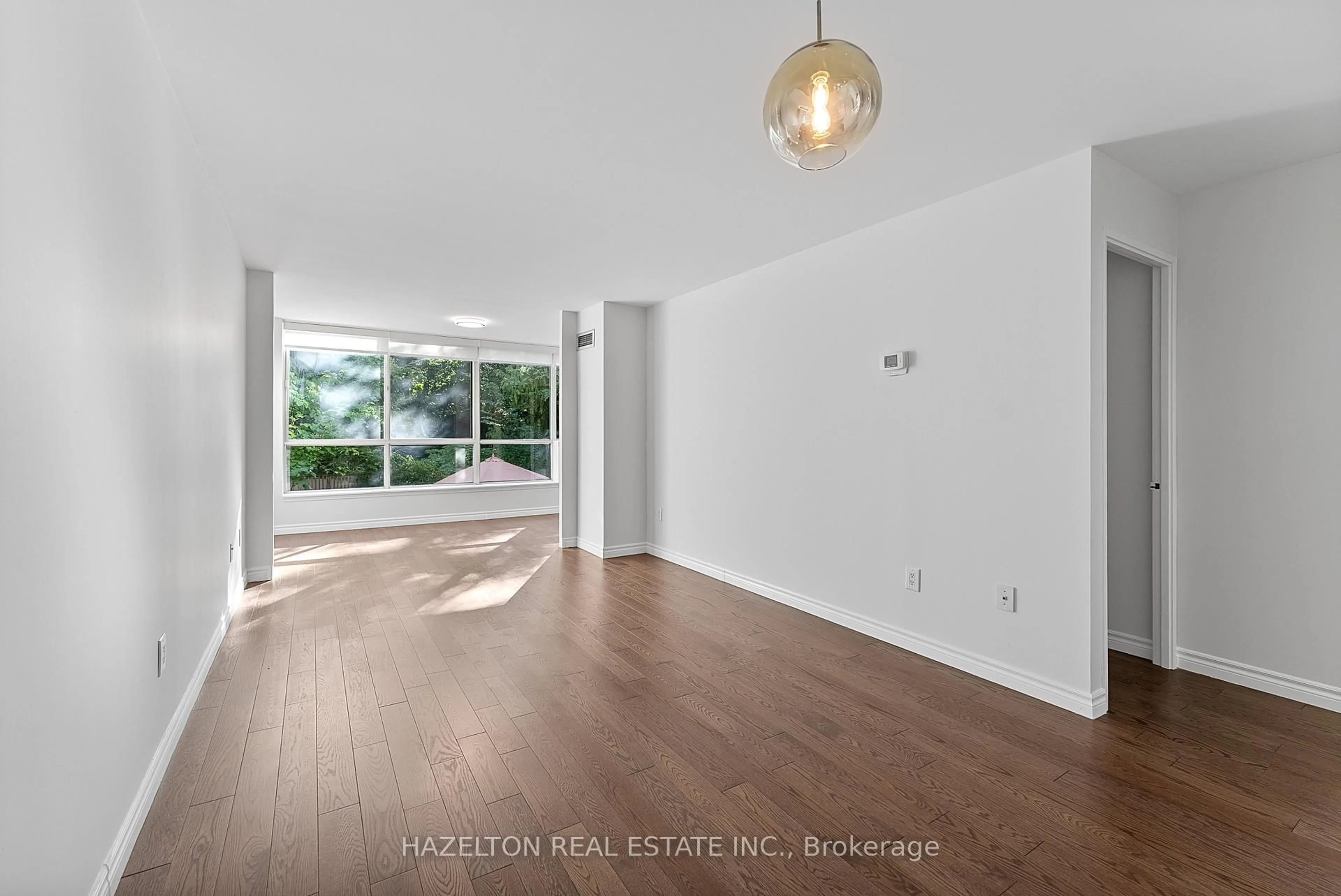 Unknown for 225 Davenport Rd #211, Toronto Ontario M5R 3R2