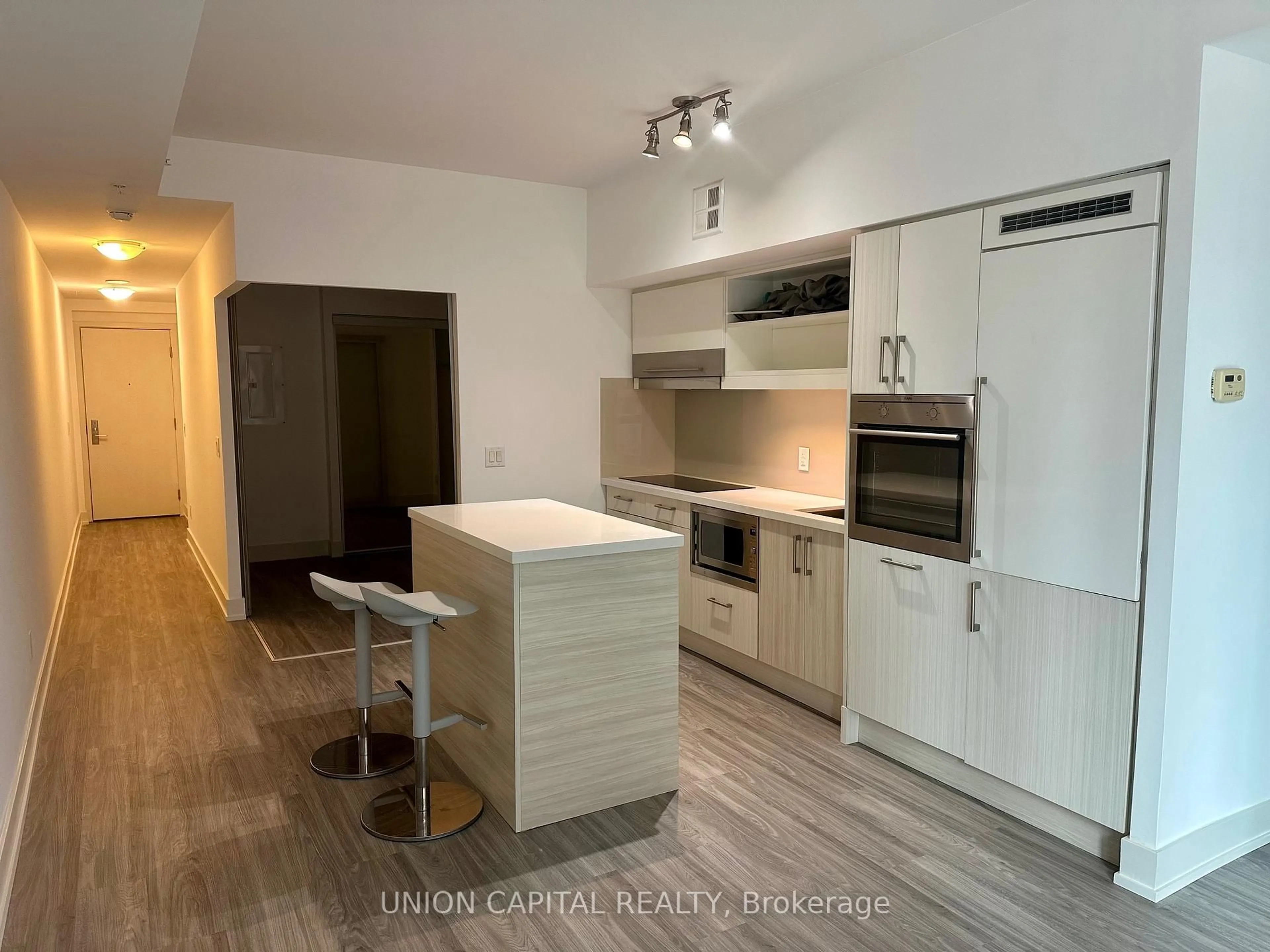 Unknown for 39 Sherbourne St #501, Toronto Ontario M5A 0L8