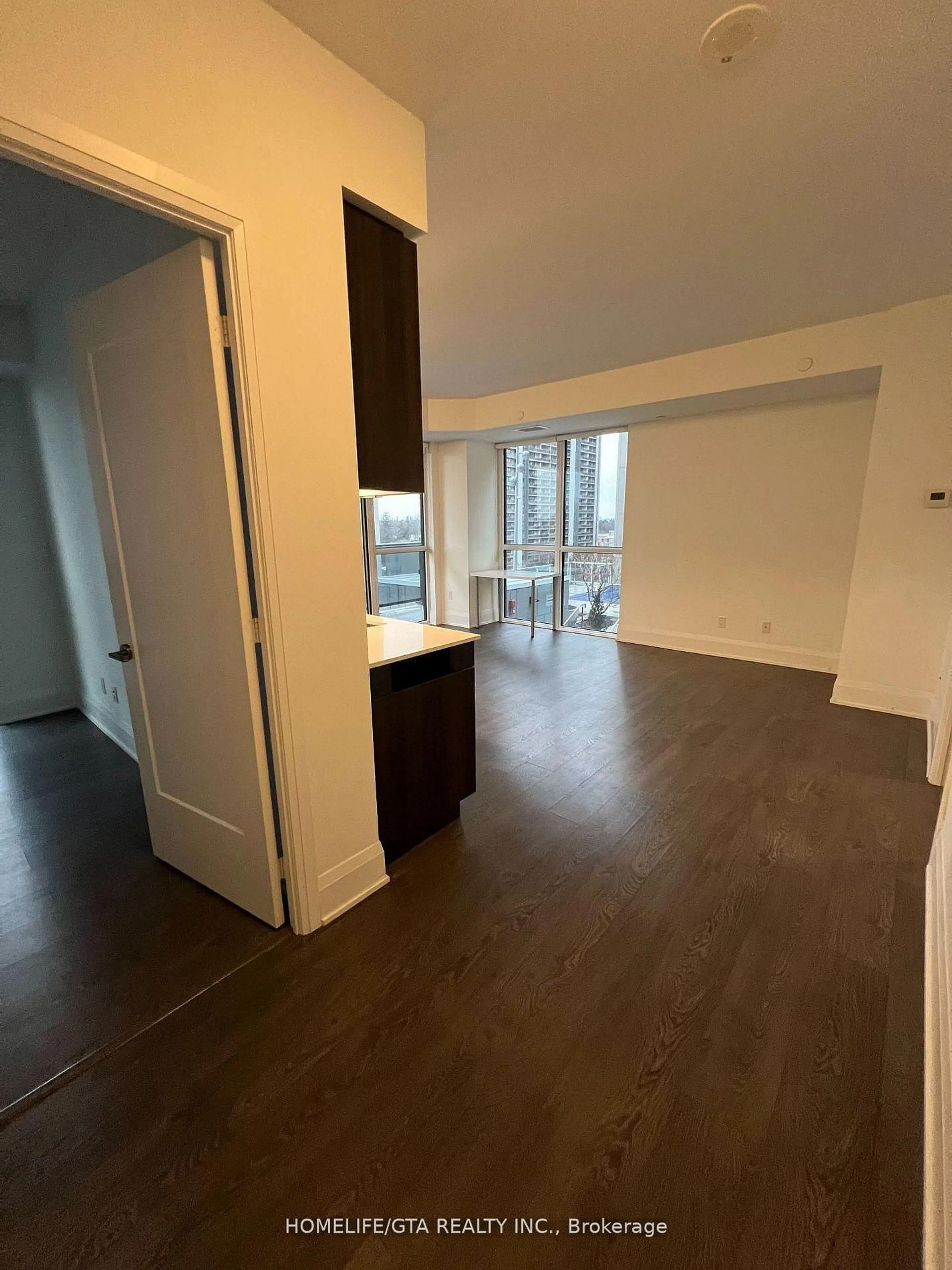 A pic of a room for 101 Erskine Ave #702, Toronto Ontario M4P 1Y5