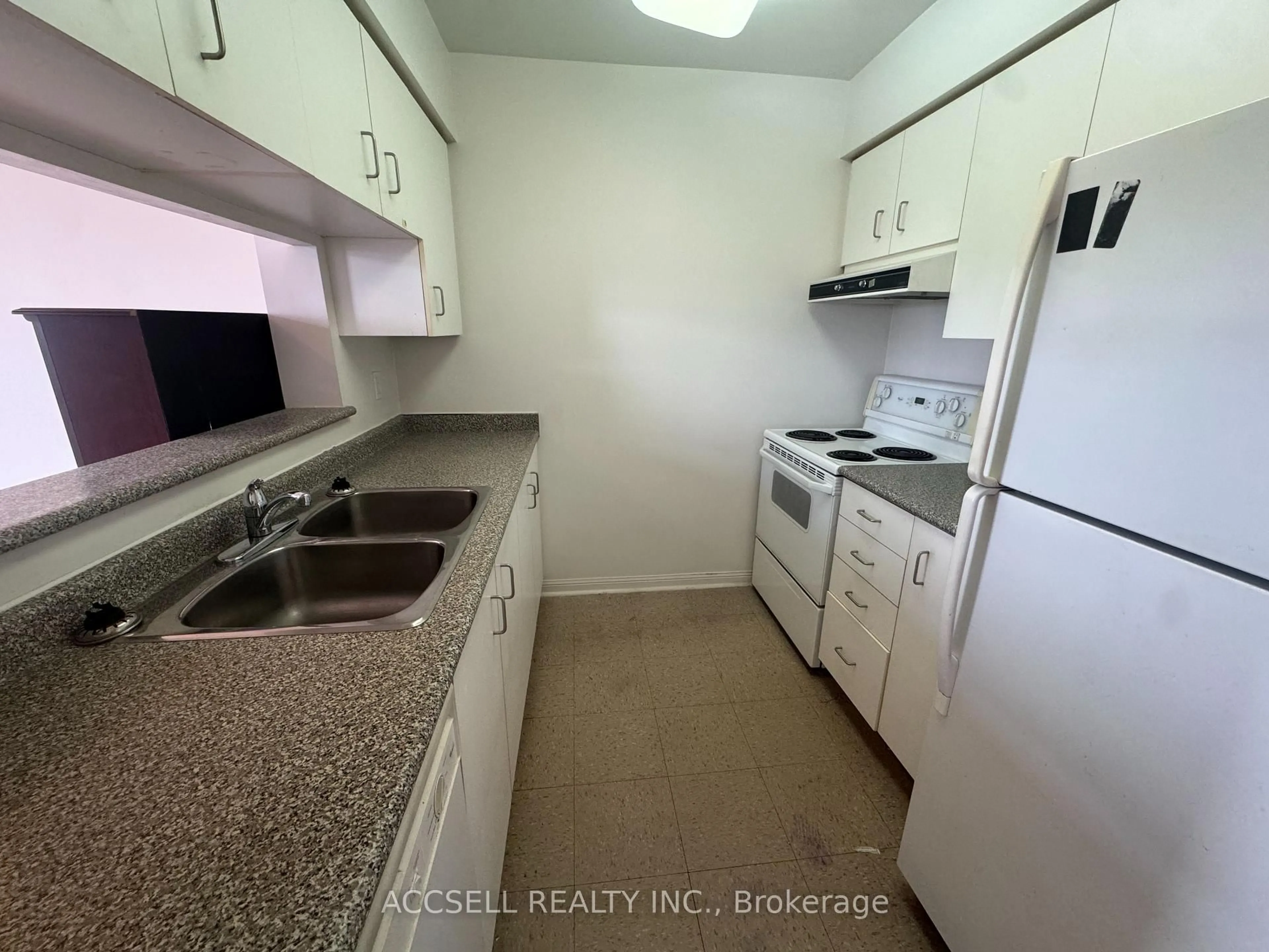 Standard kitchen, unknown for 650 Lawrence Ave #1008, Toronto Ontario M6A 3E8