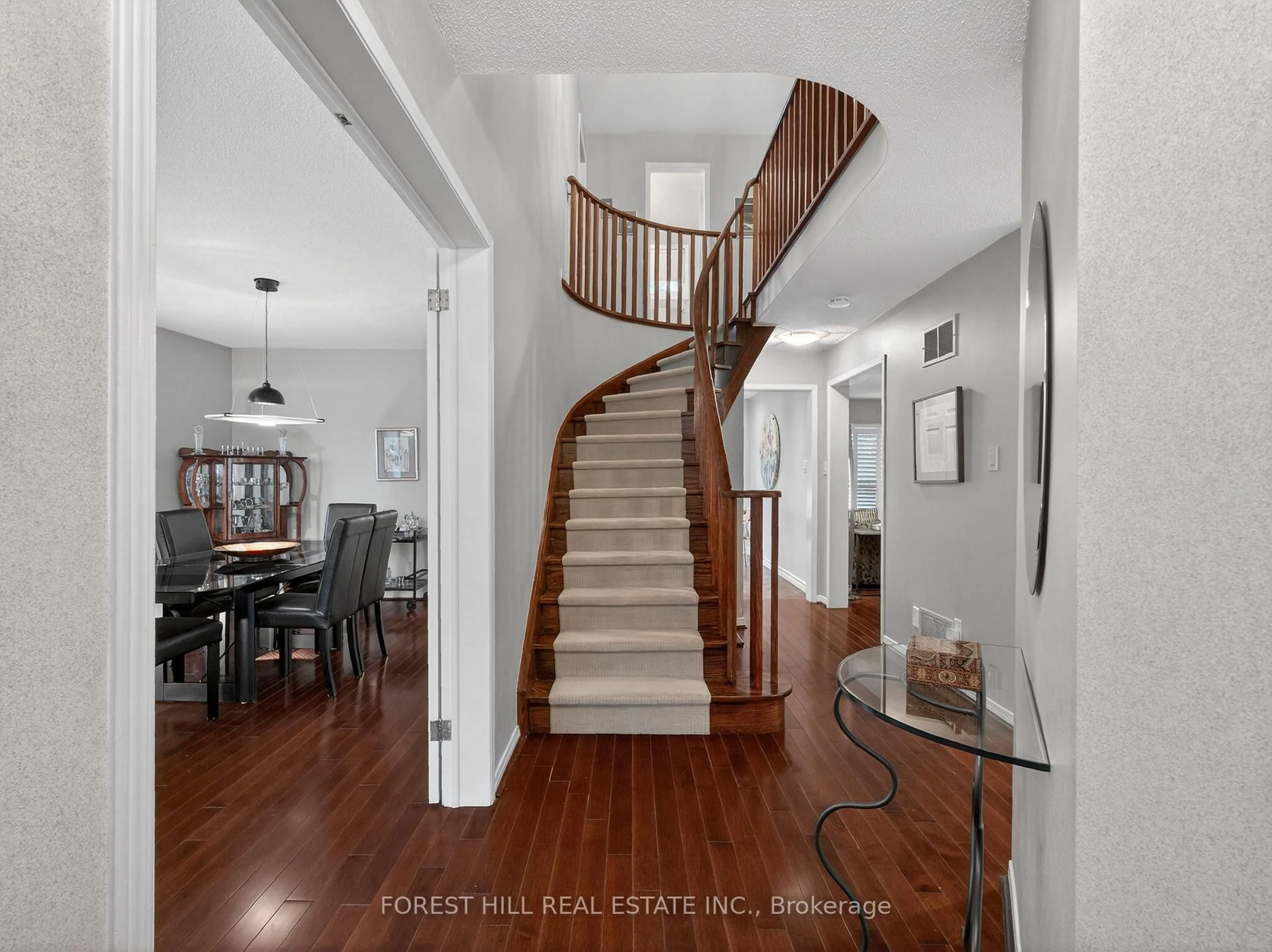 Unknown for 37 Artisan Pl, Toronto Ontario M2H 3P5