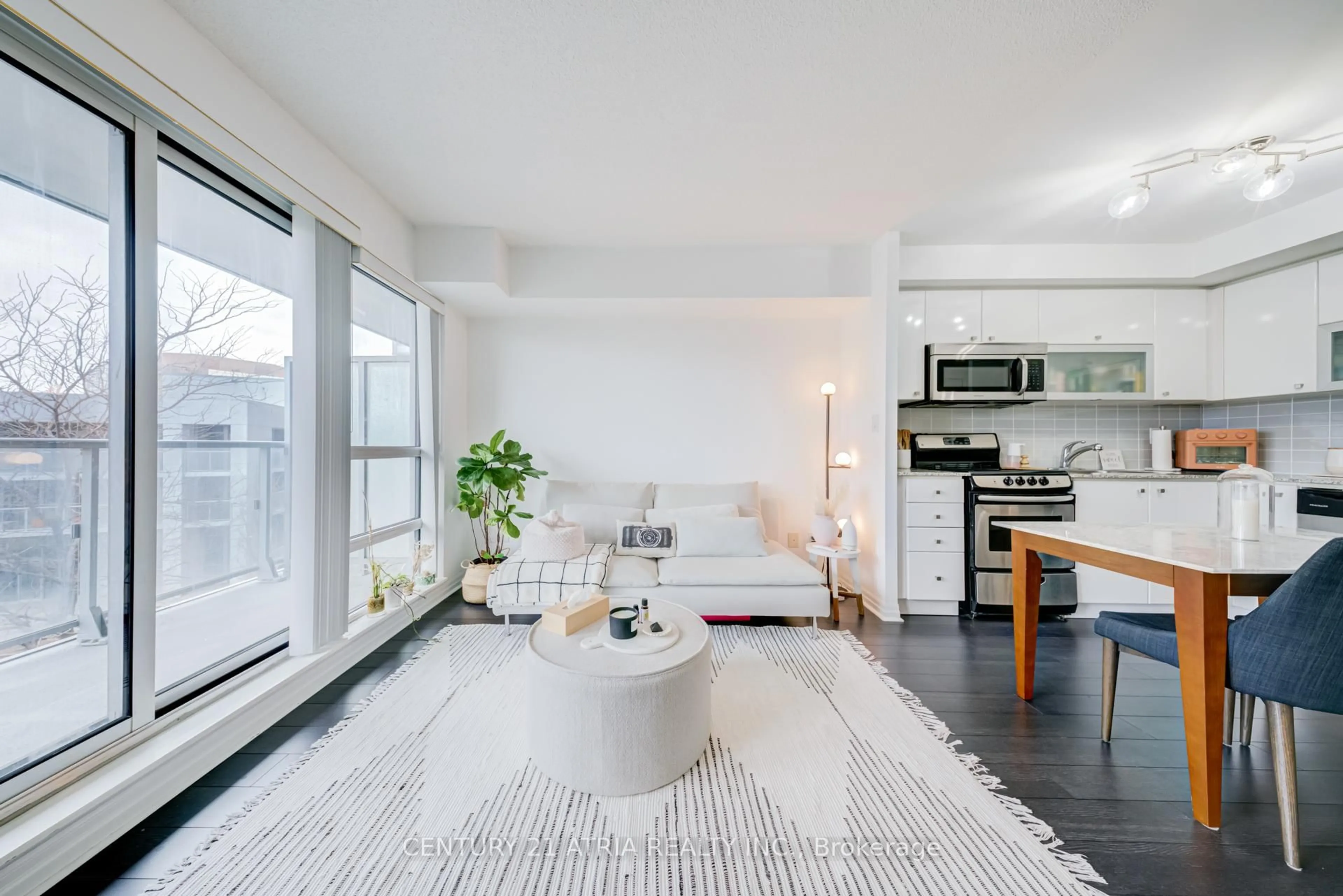 Living room with furniture, unknown for 2015 Sheppard Ave #317, Toronto Ontario M2J 0B3