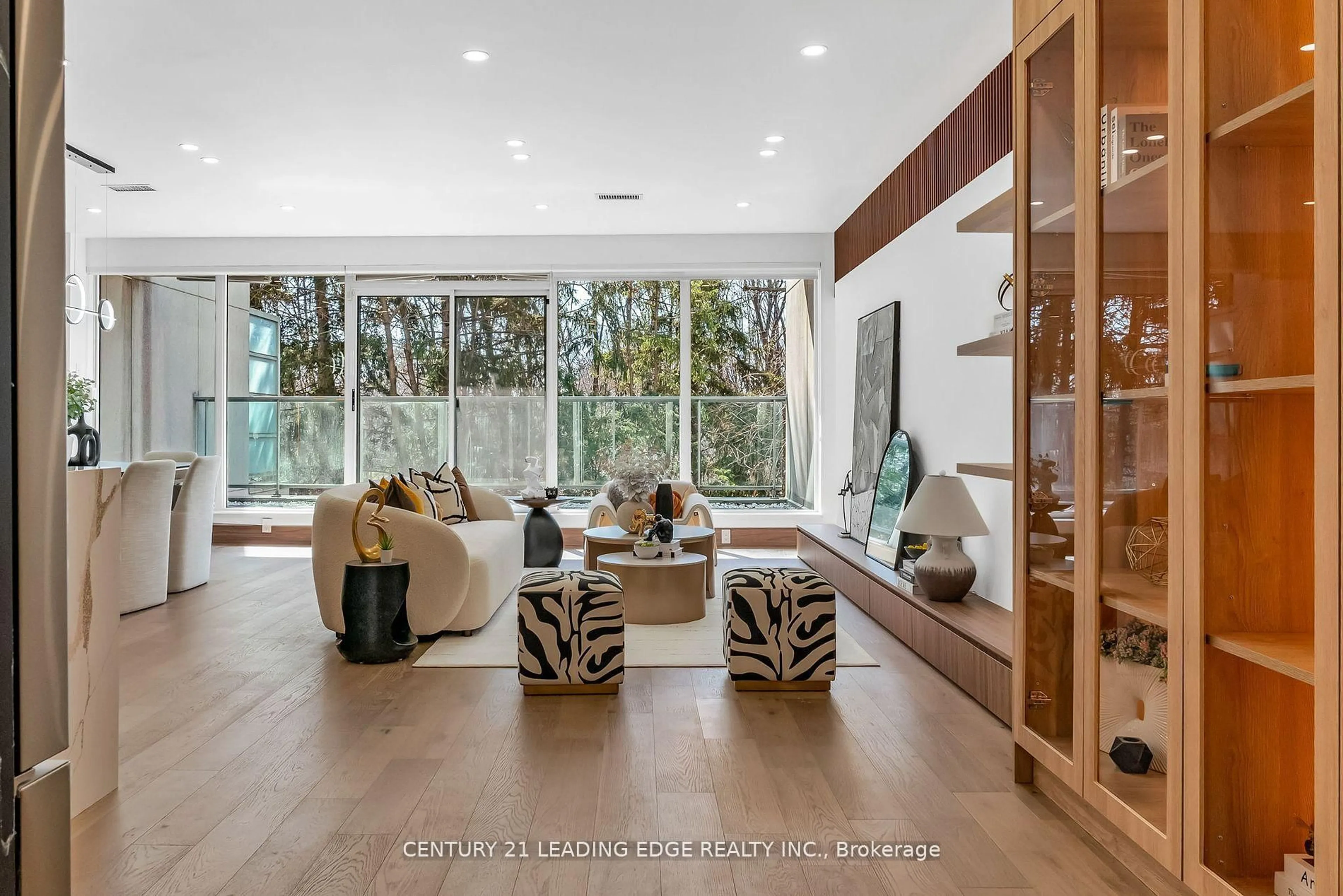 Unknown for 1 Watergarden Way #208, Toronto Ontario M2K 2Z7