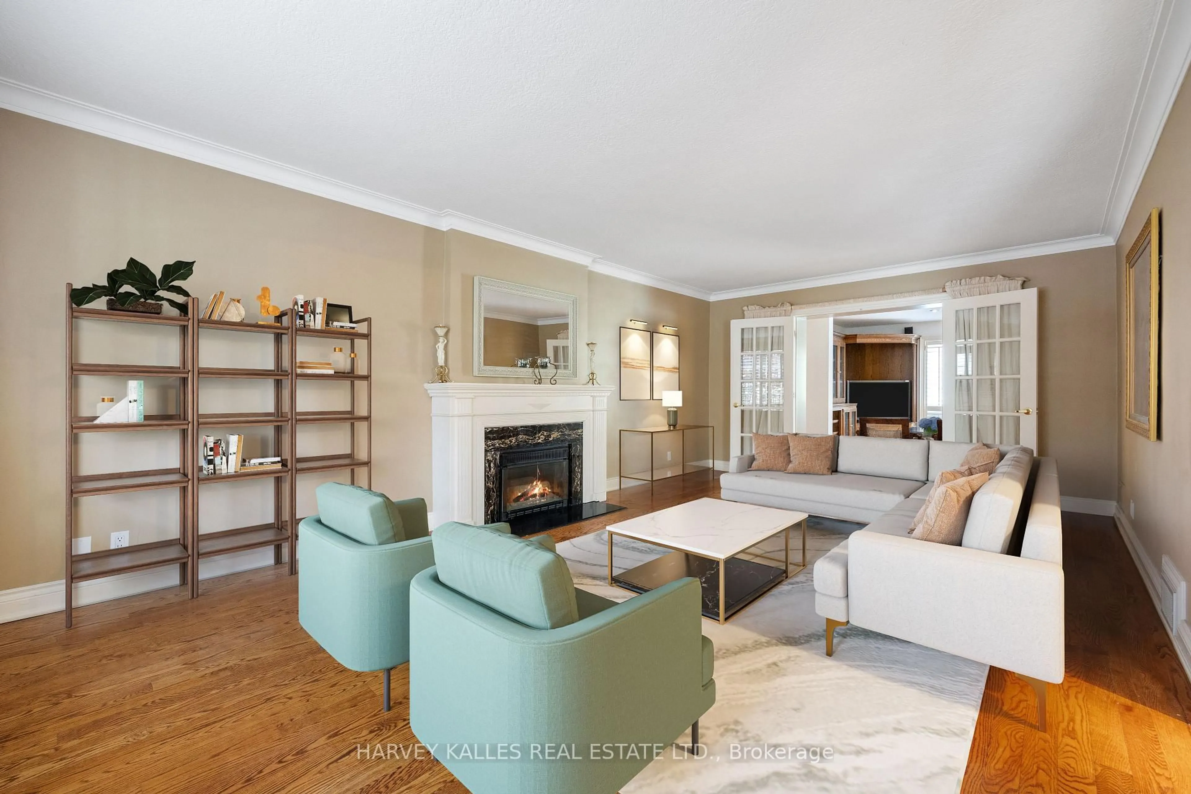 Living room with furniture, unknown for 26 Forest Ridge Dr, Toronto Ontario M6B 1H3