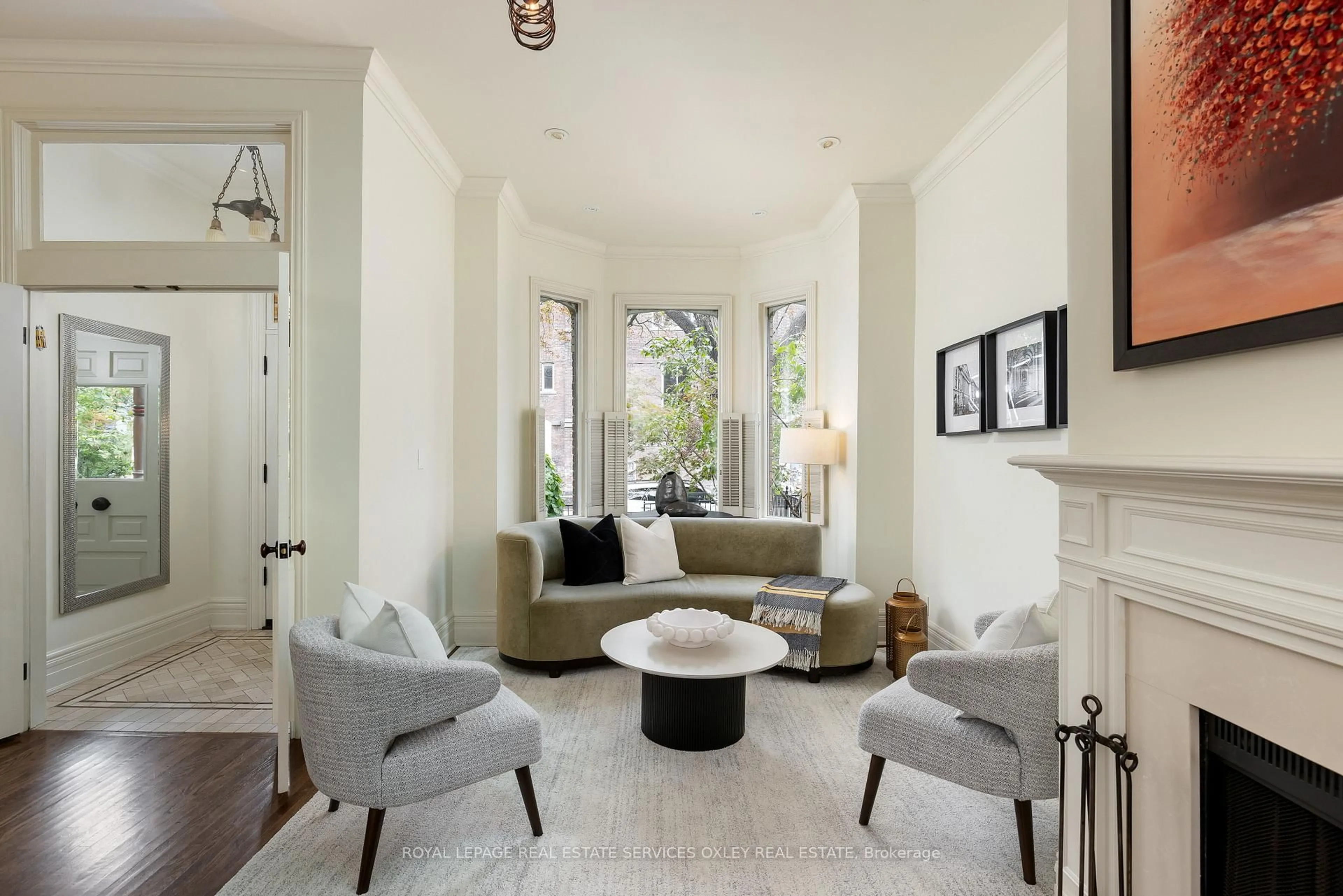 Living room with furniture, unknown for 313 Sumach St, Toronto Ontario M5A 3K4