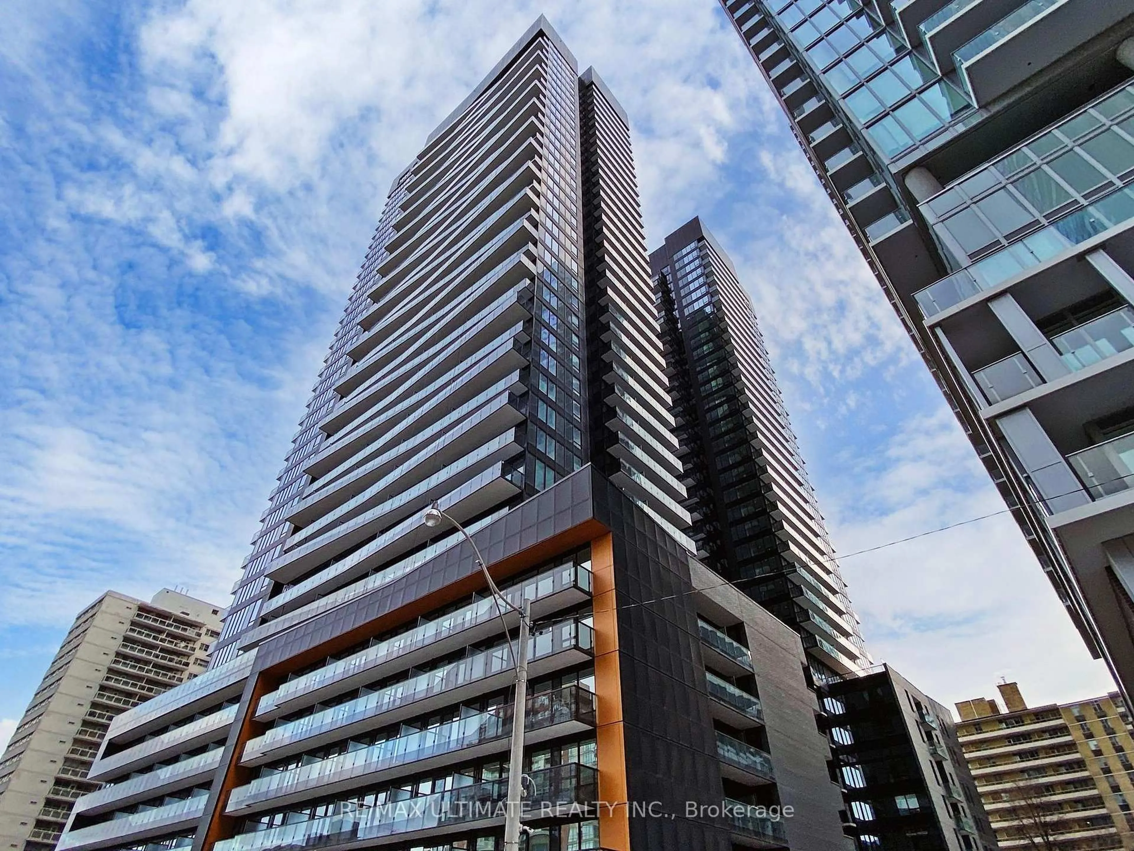 Unknown for 117 Broadway Ave, Toronto Ontario M4P 1V3