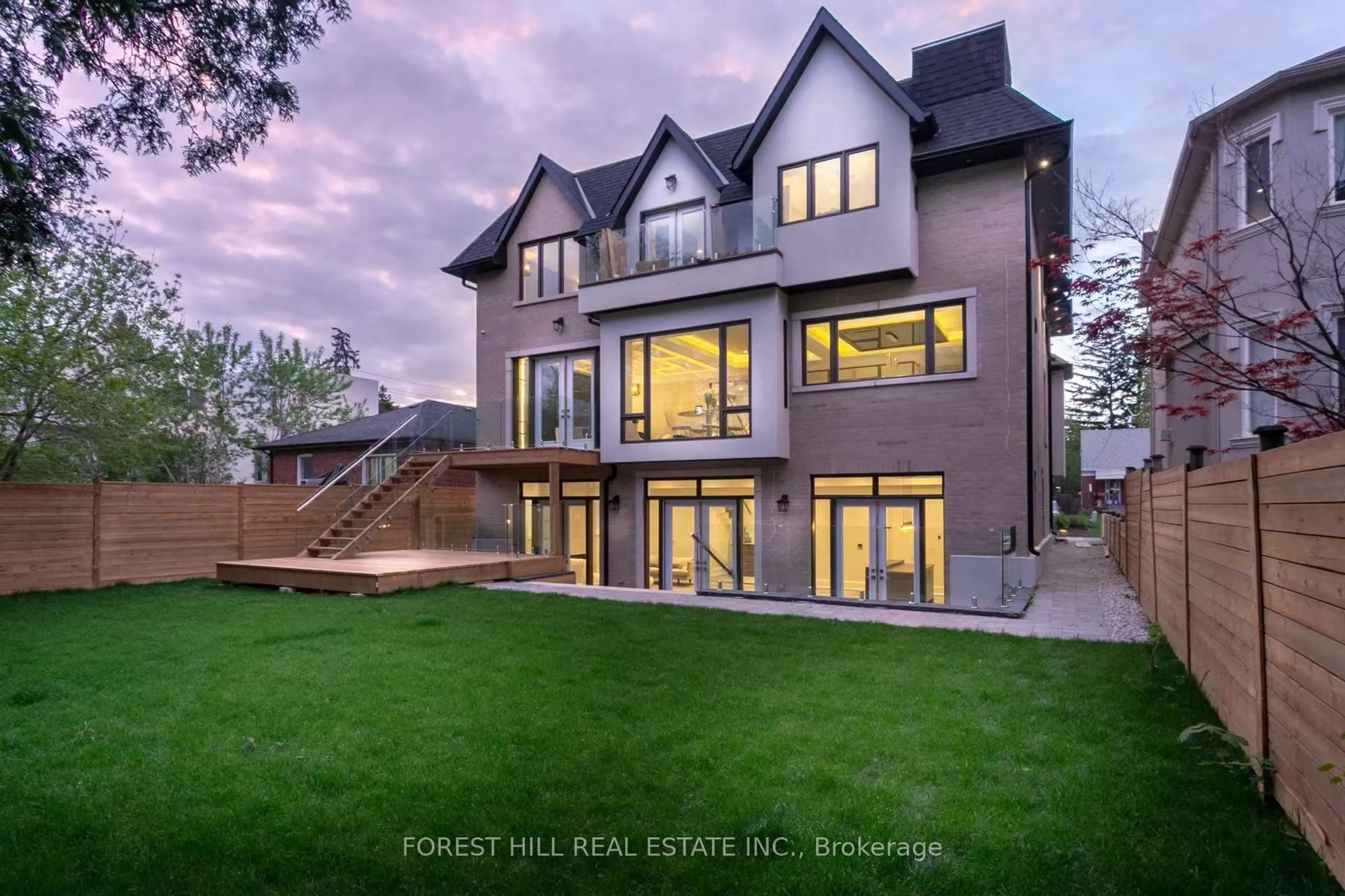 Home with brick exterior material, unknown for 215 Elmhurst Ave, Toronto Ontario M2N 1S2