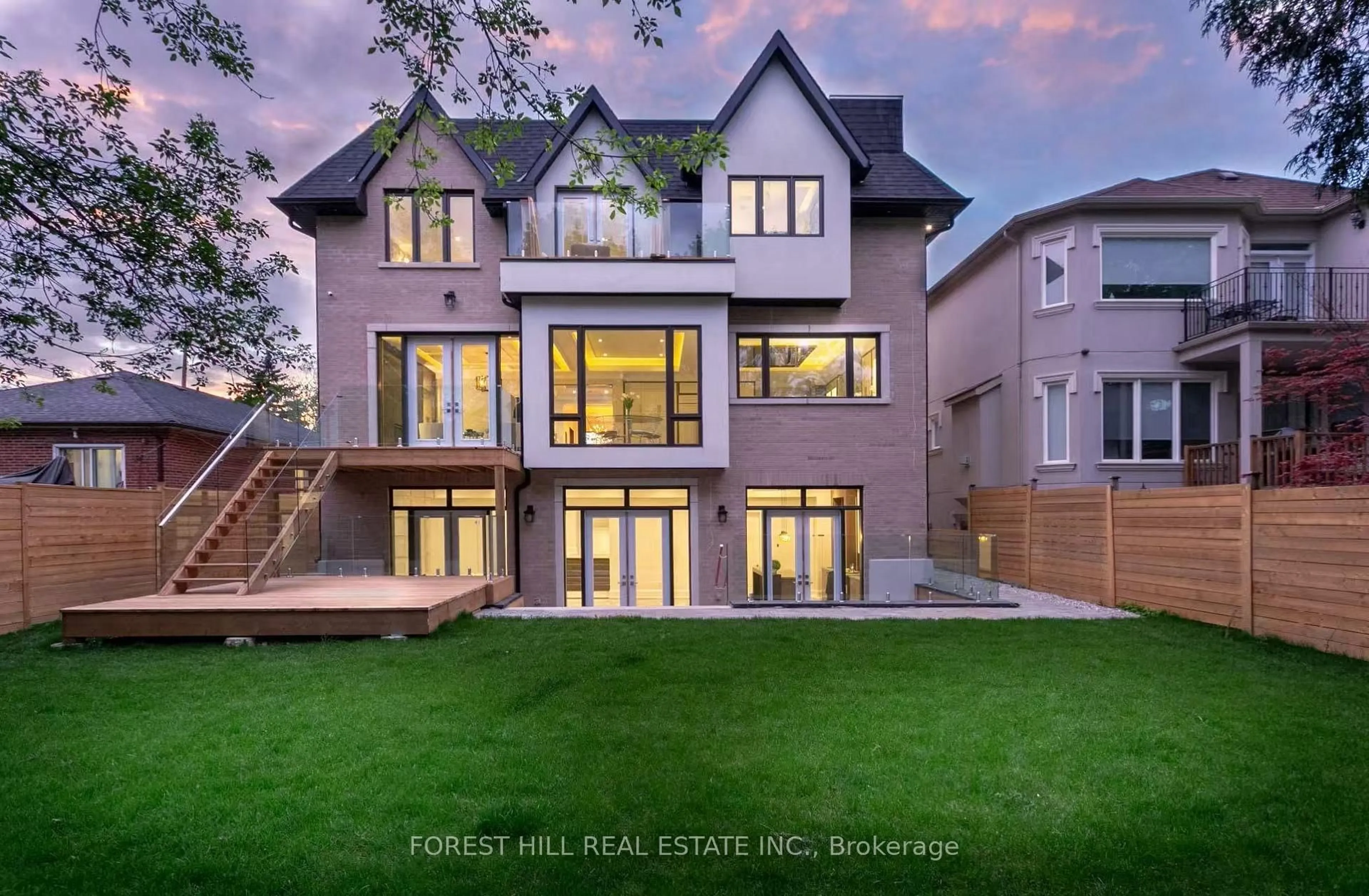 Home with brick exterior material, unknown for 215 Elmhurst Ave, Toronto Ontario M2N 1S2