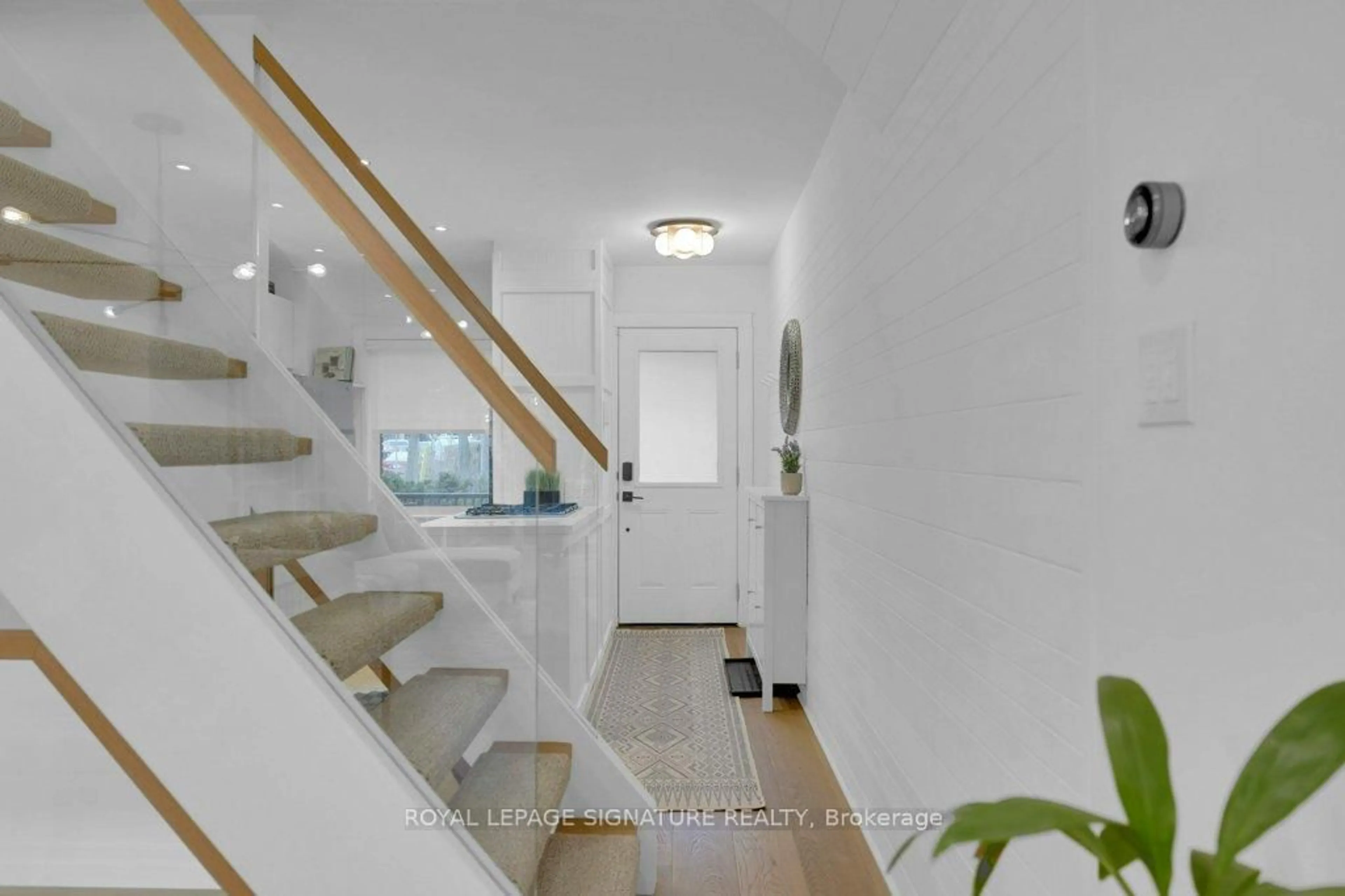 Unknown for 3 Martin Rd, Toronto Ontario M4S 2V1