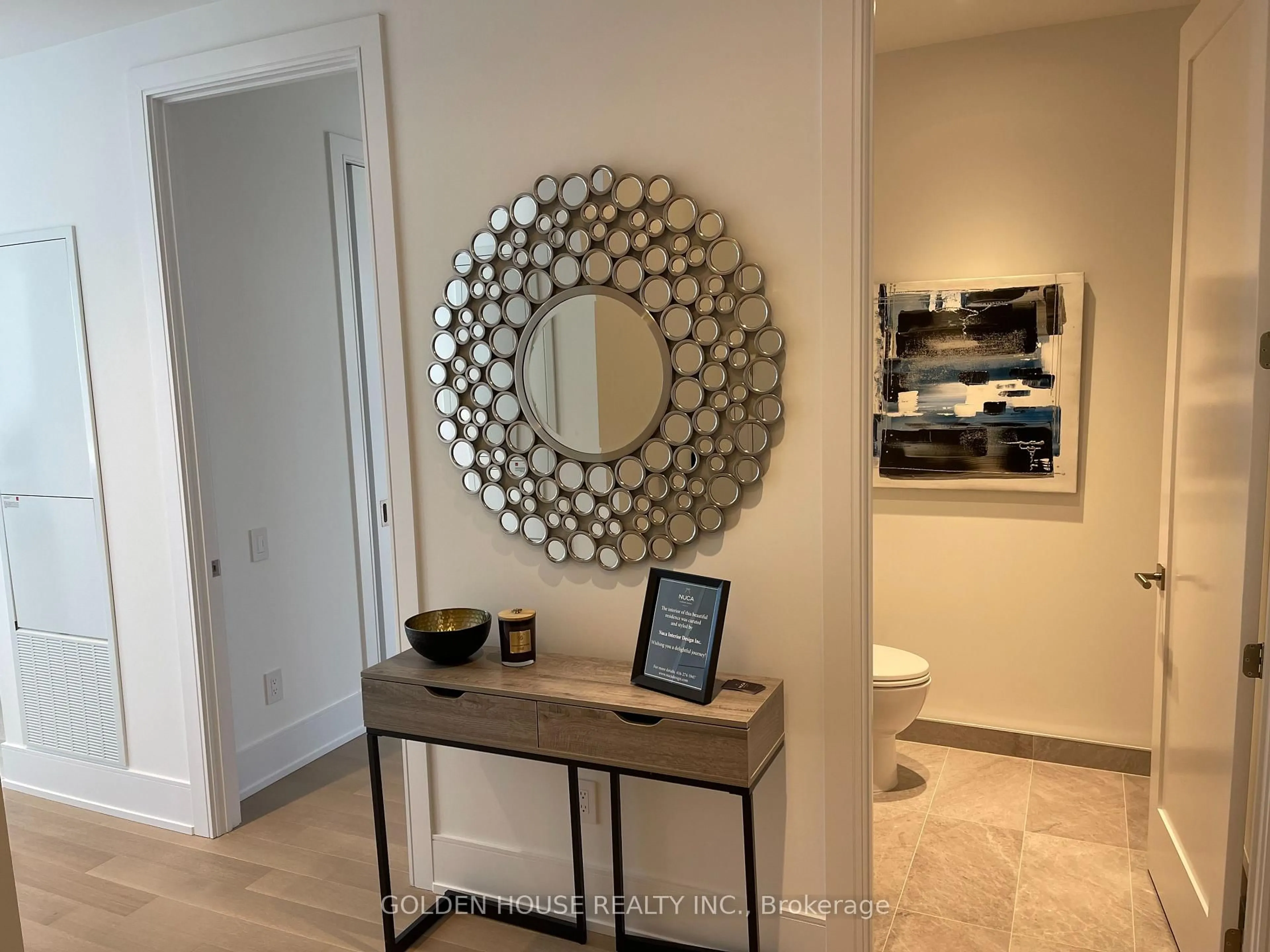 Indoor entryway for 155 Merchants' Wharf #1112, Toronto Ontario M5A 0Y4