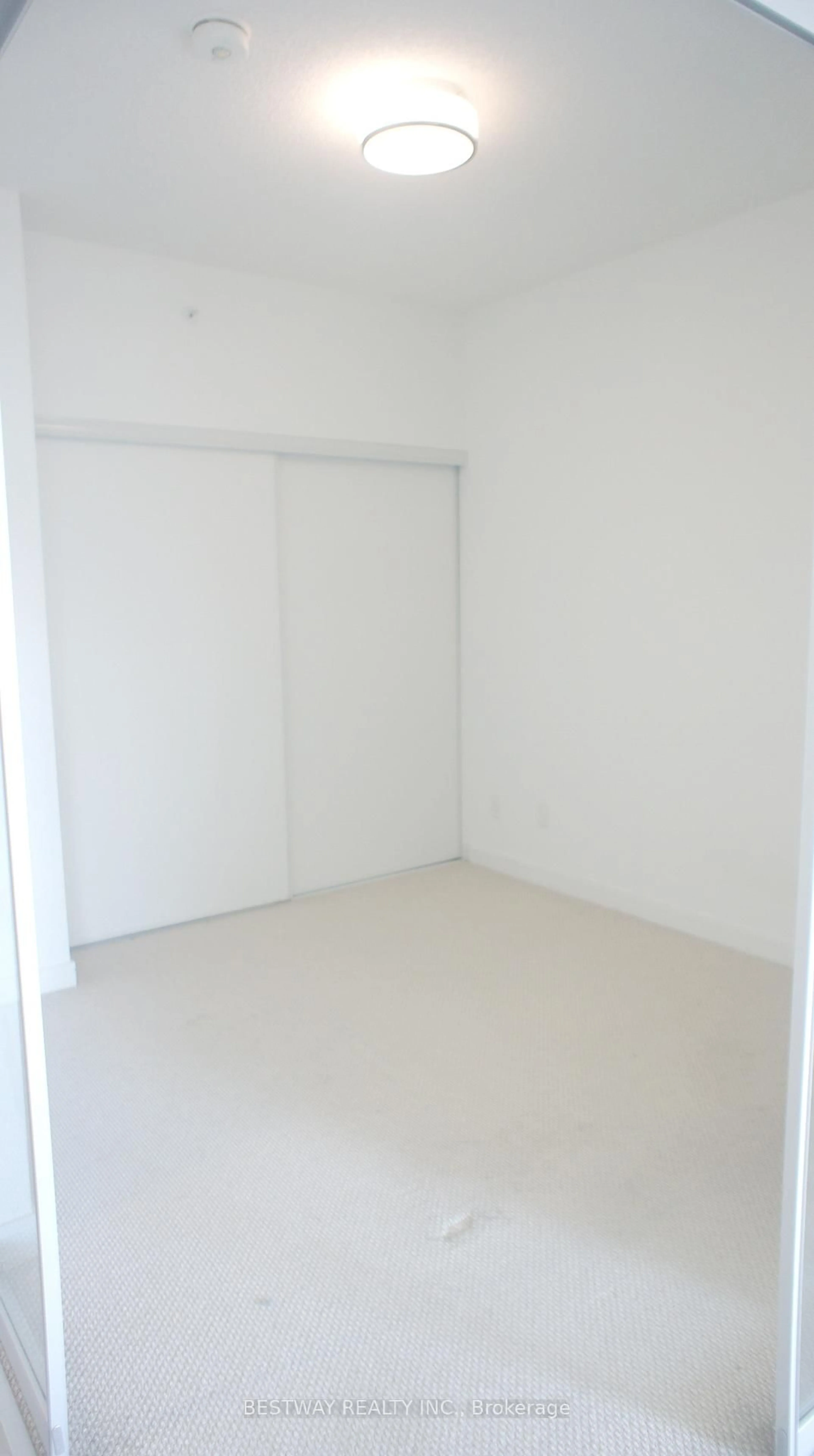 A pic of a room for 621 Sheppard Ave #355, Toronto Ontario M2K 1B5