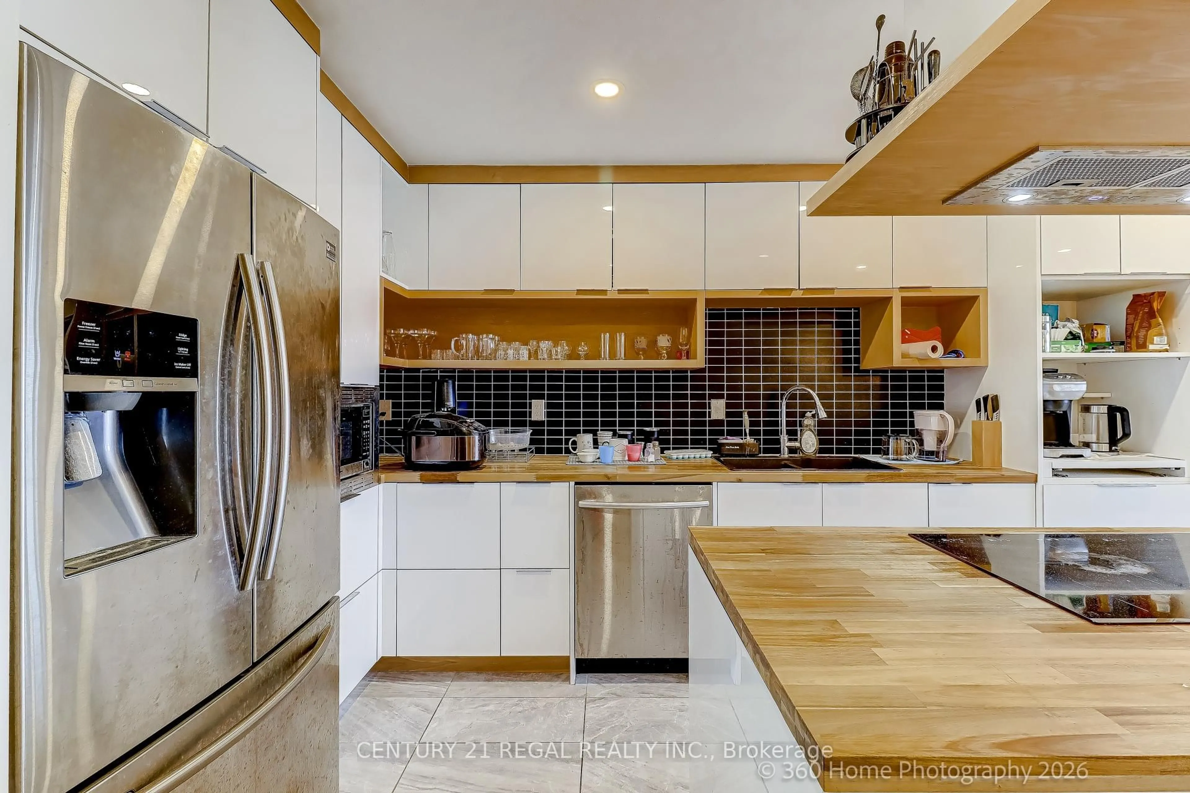 Contemporary kitchen, unknown for 25 Sunrise Ave #1603, Toronto Ontario M4A 2S2