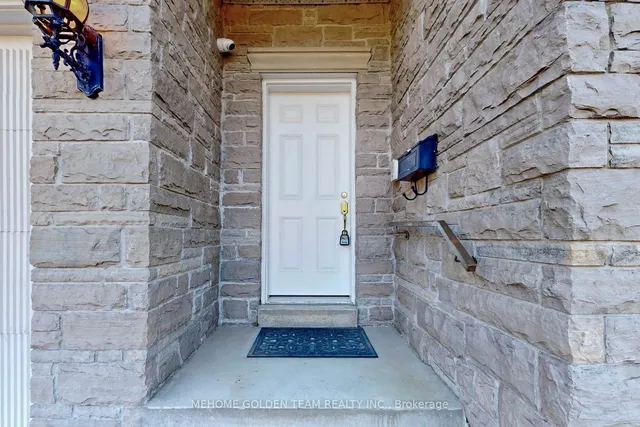 361 Spring Garden Ave, Toronto 5