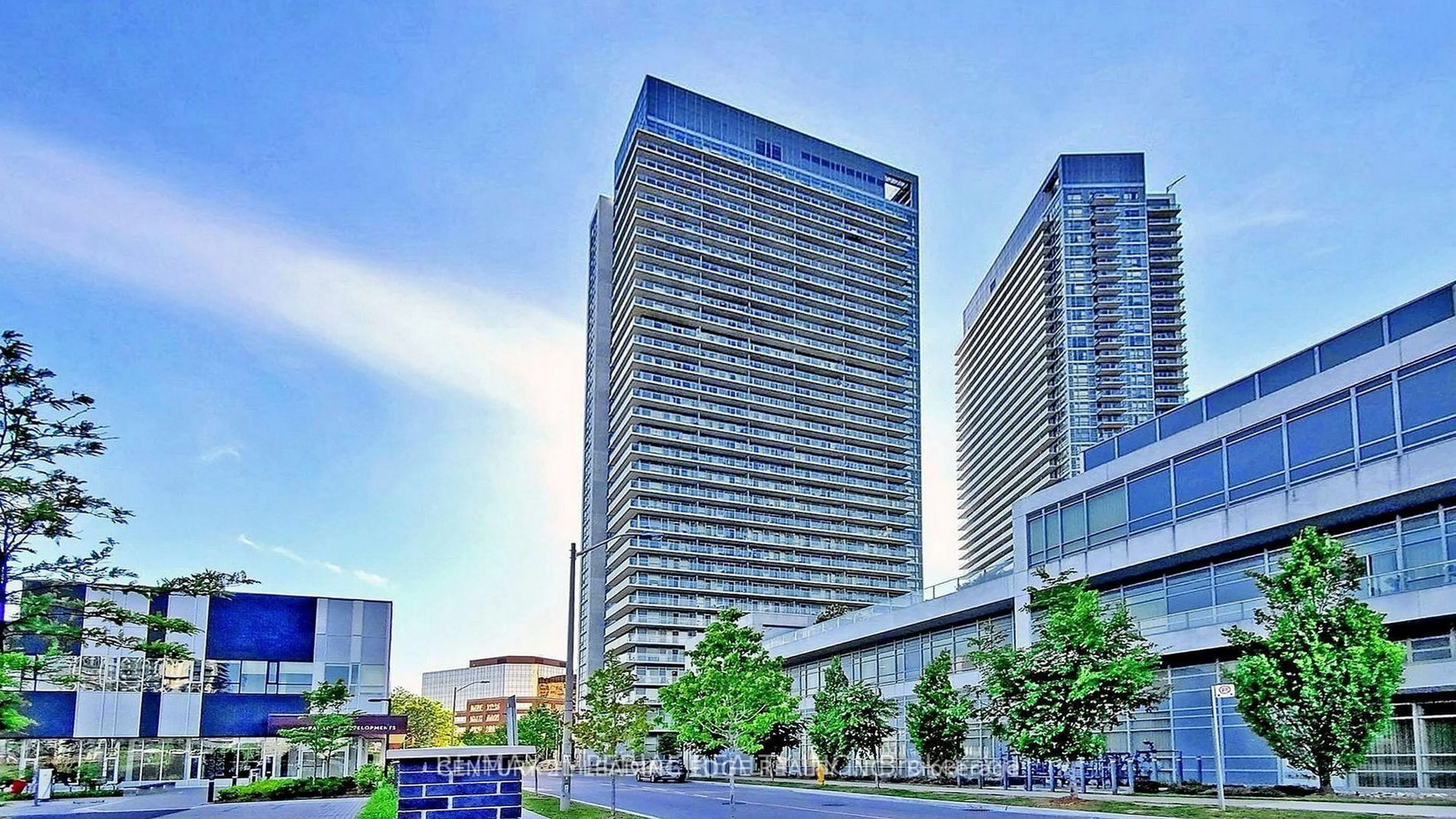 Indoor foyer for 275 Yorkland Rd #2707, Toronto Ontario M2J 0B4