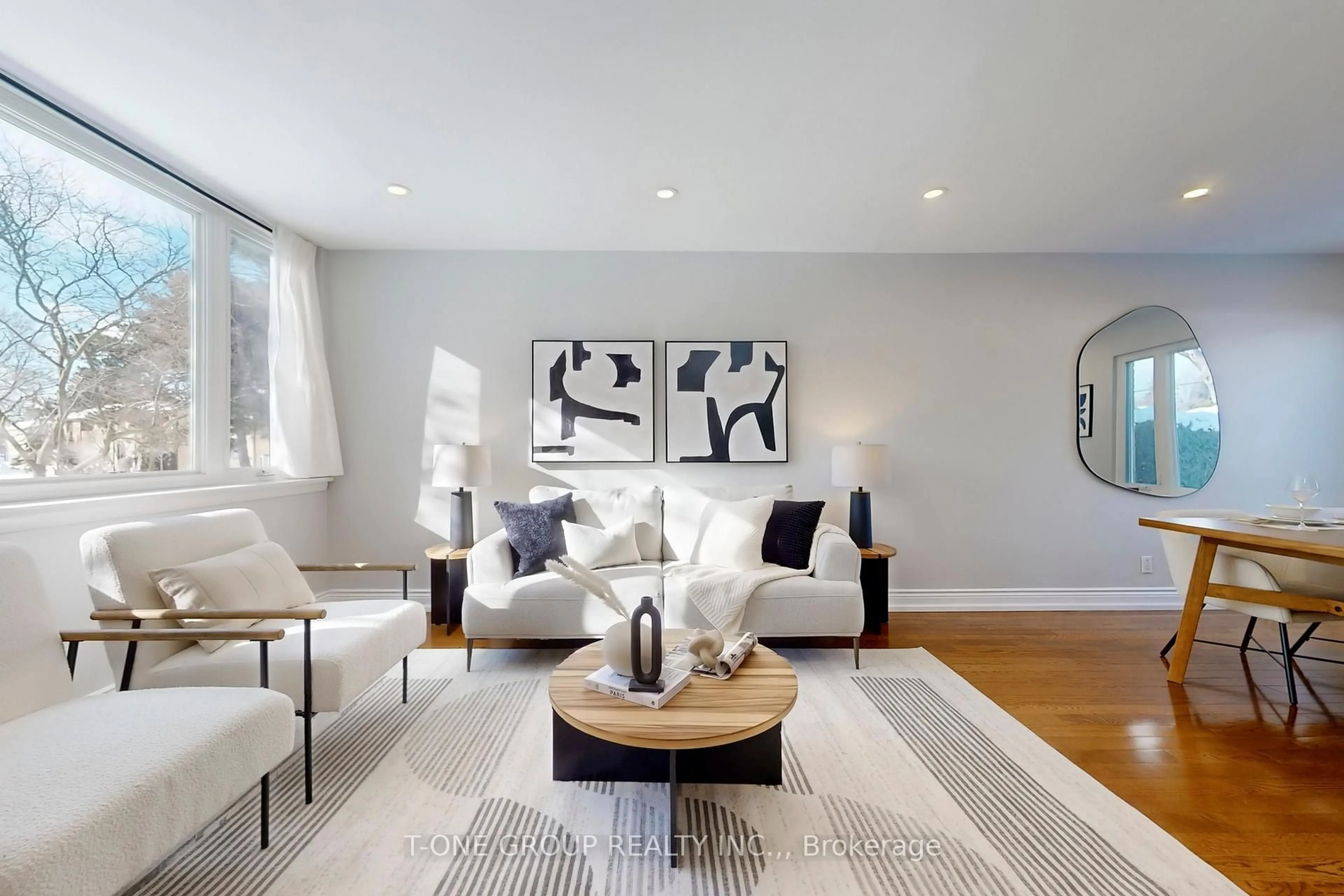 Living room with furniture, unknown for 26 Balaby Cres, Toronto Ontario M3C 2B7