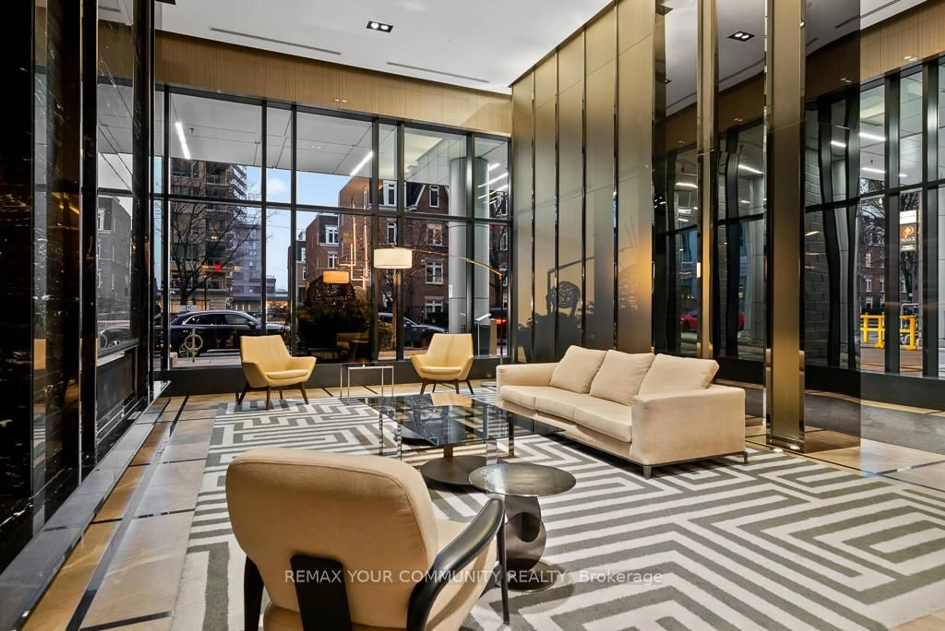 Lobby for 98 Lillian St #2215, Toronto Ontario M4S 0A5