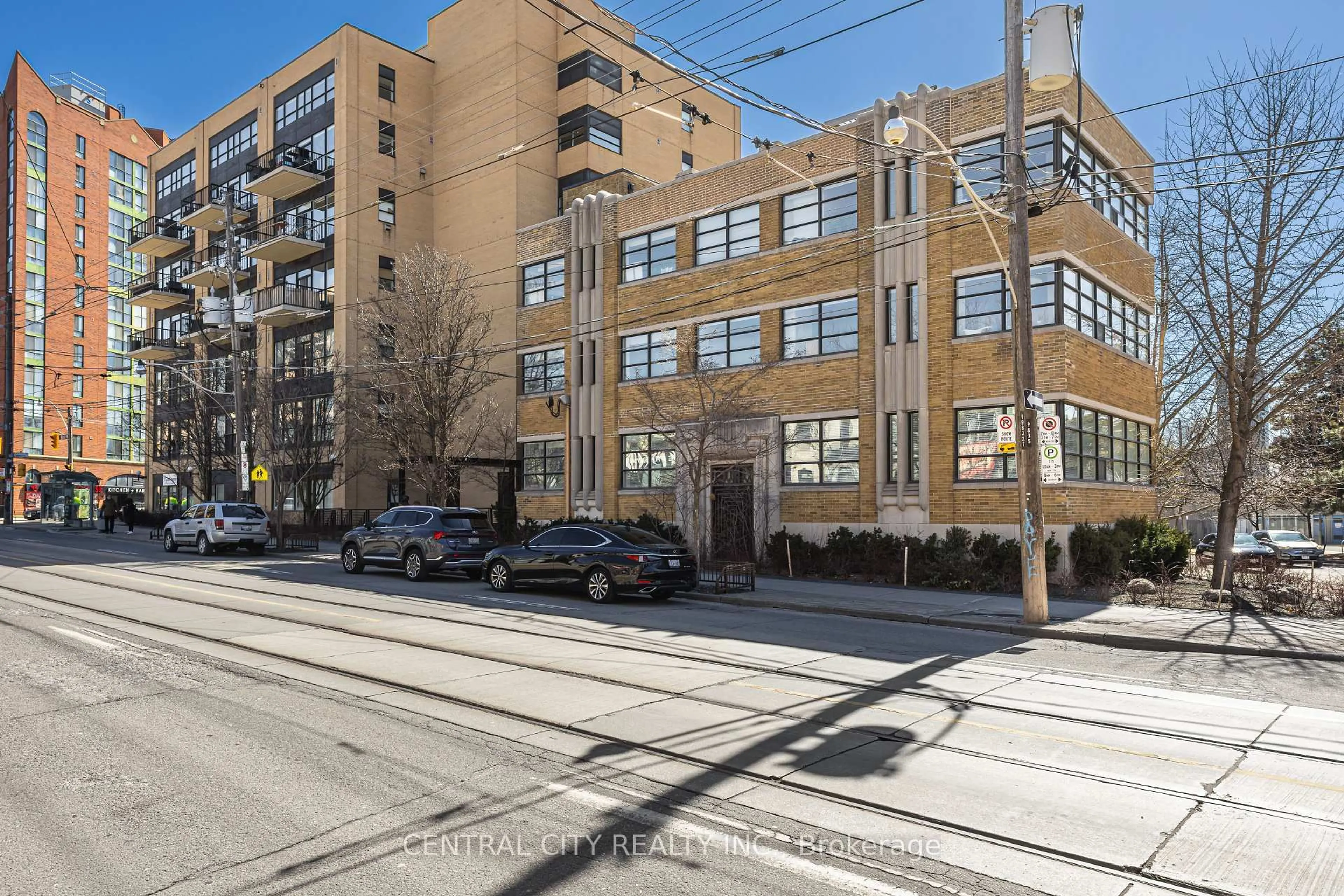 Unknown for 833 King St #303, Toronto Ontario M5V 1N9