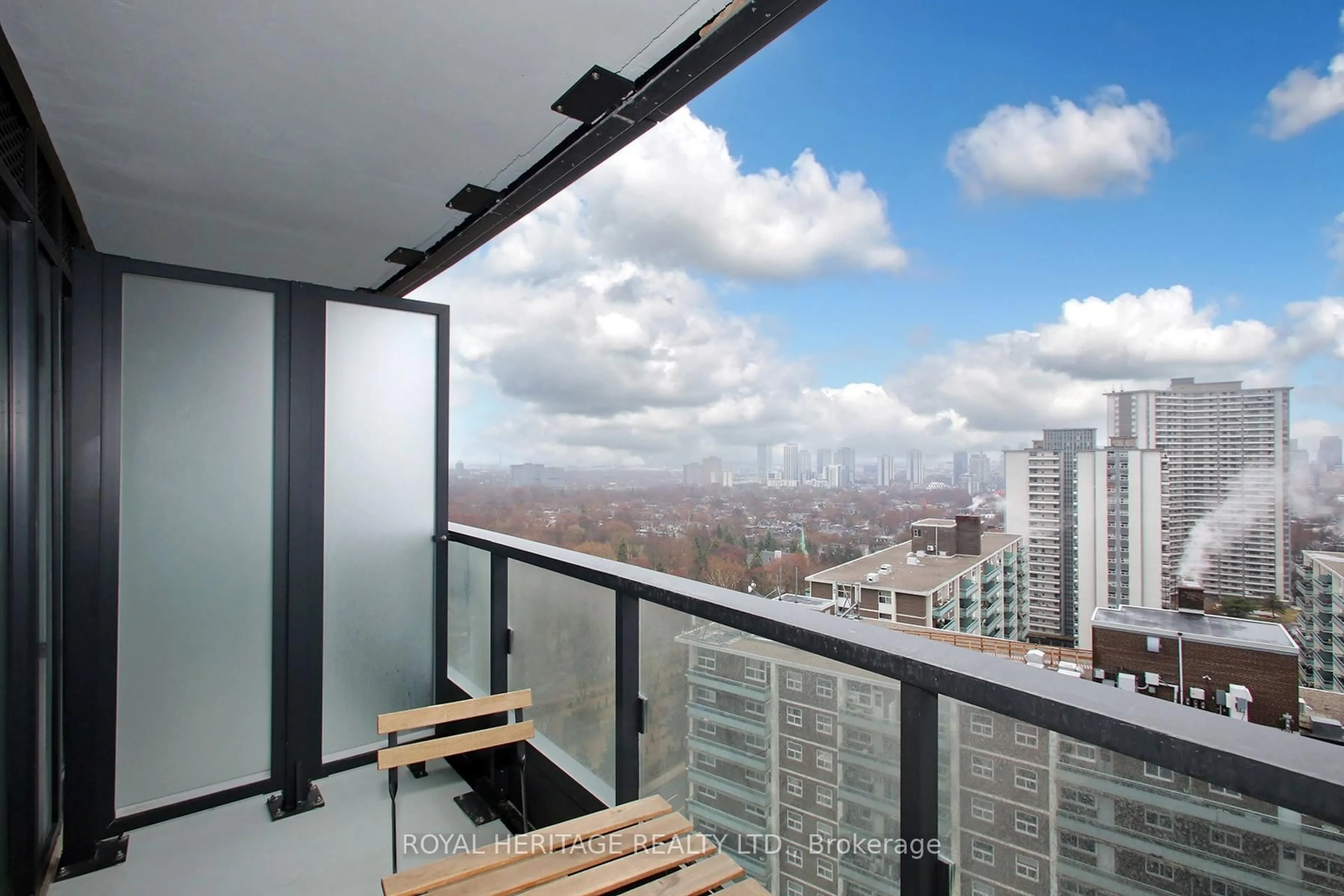 Balcony in the apartment, city buildings view from balcony for 585 Bloor St #1921, Toronto Ontario M4W 0B3
