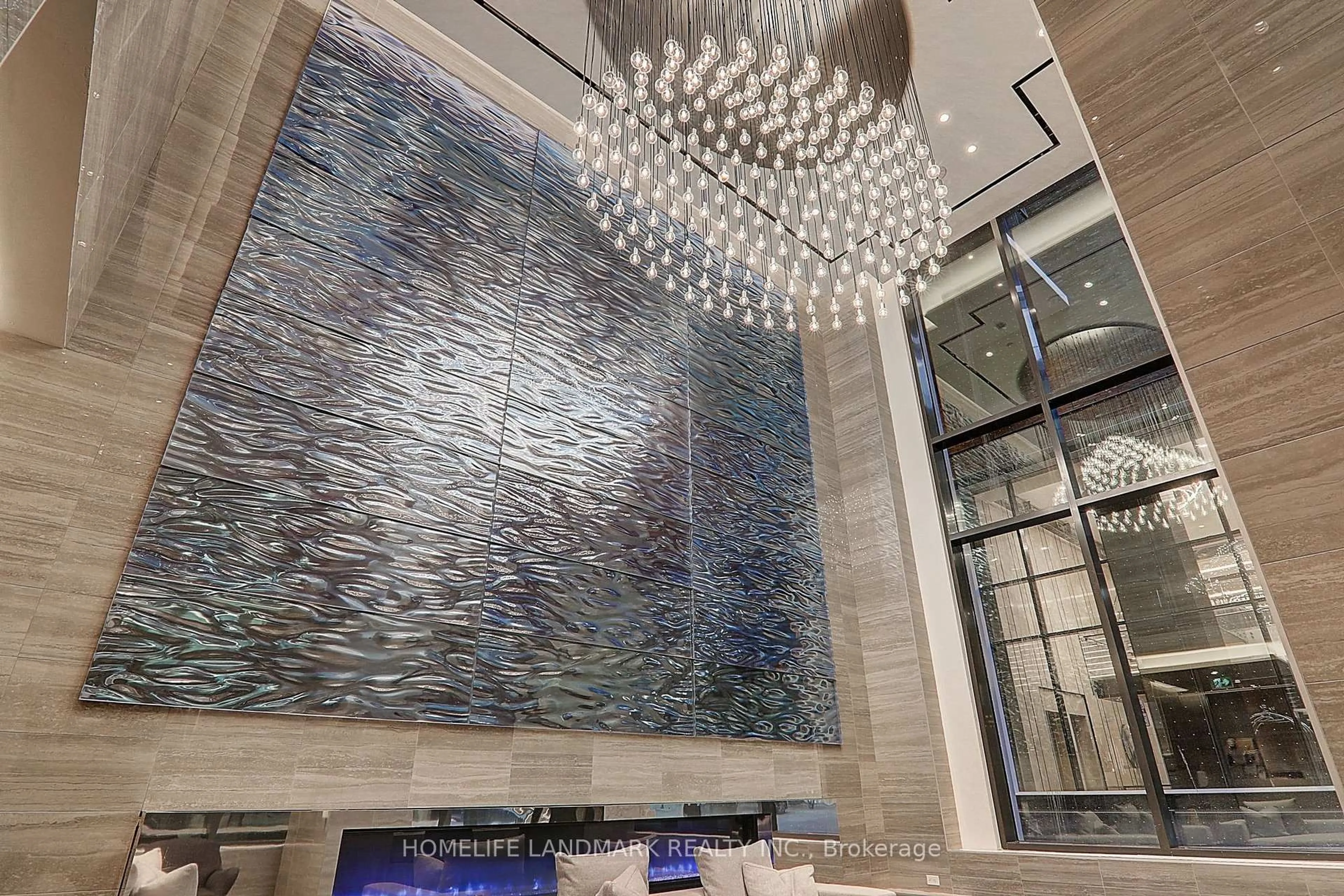 Lobby for 115 Blue Jays Way #702, Toronto Ontario M5V 0N4