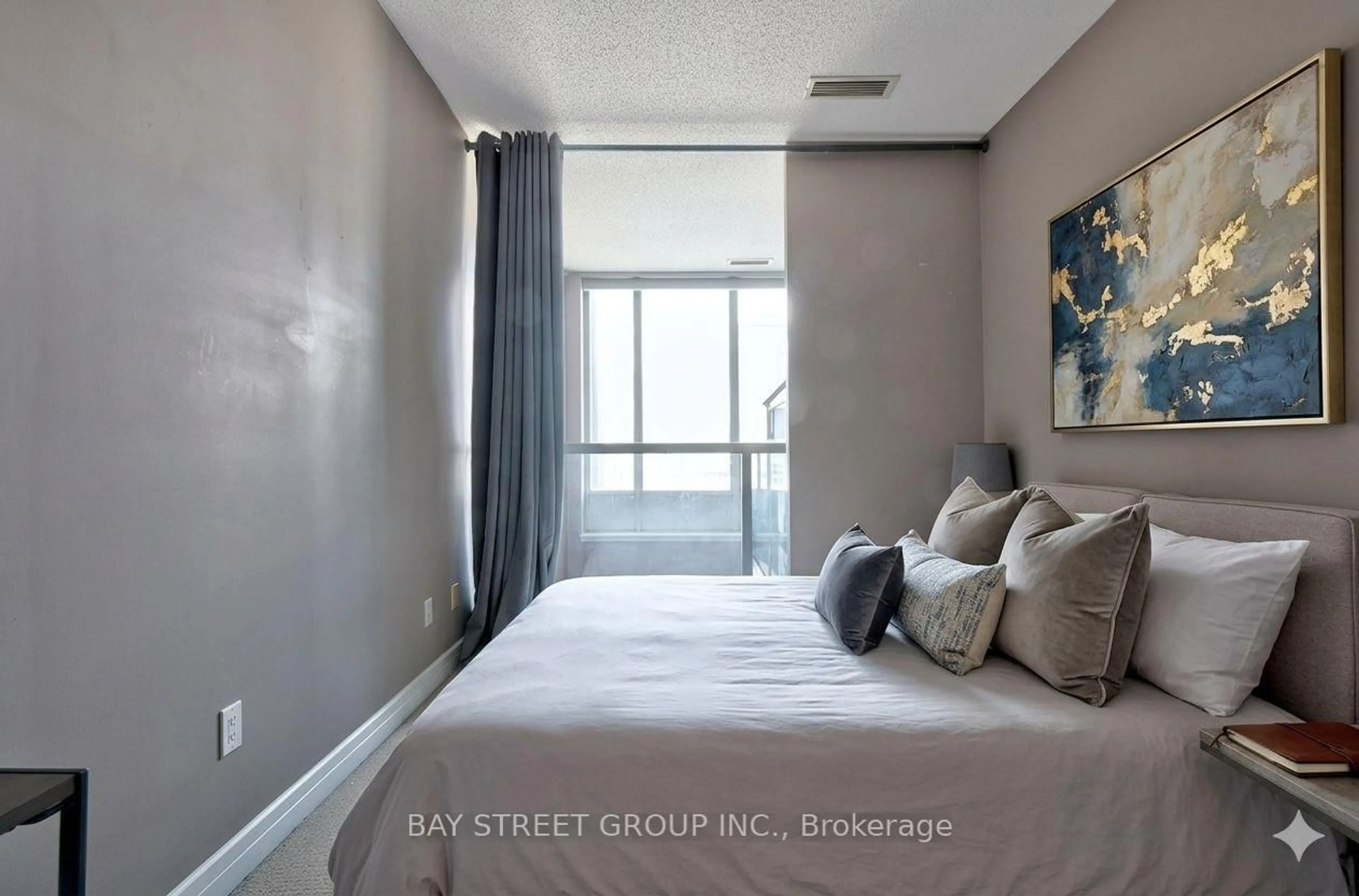 Bedroom with bed, unknown for 1 Avondale Ave #Uph3, Toronto Ontario M2N 7J1