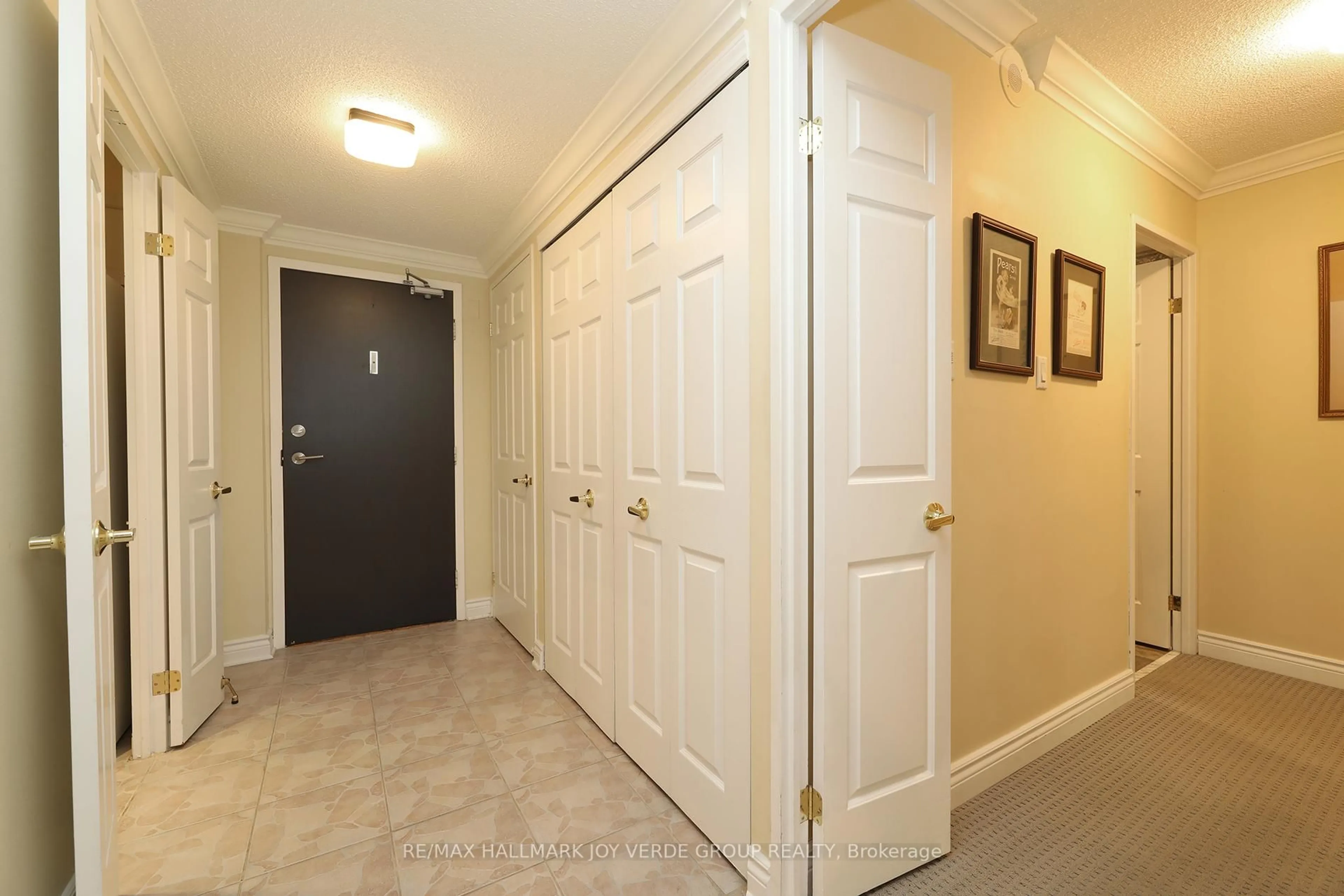 Unknown for 33 Elmhurst Ave #101, Toronto Ontario M2N 6G8