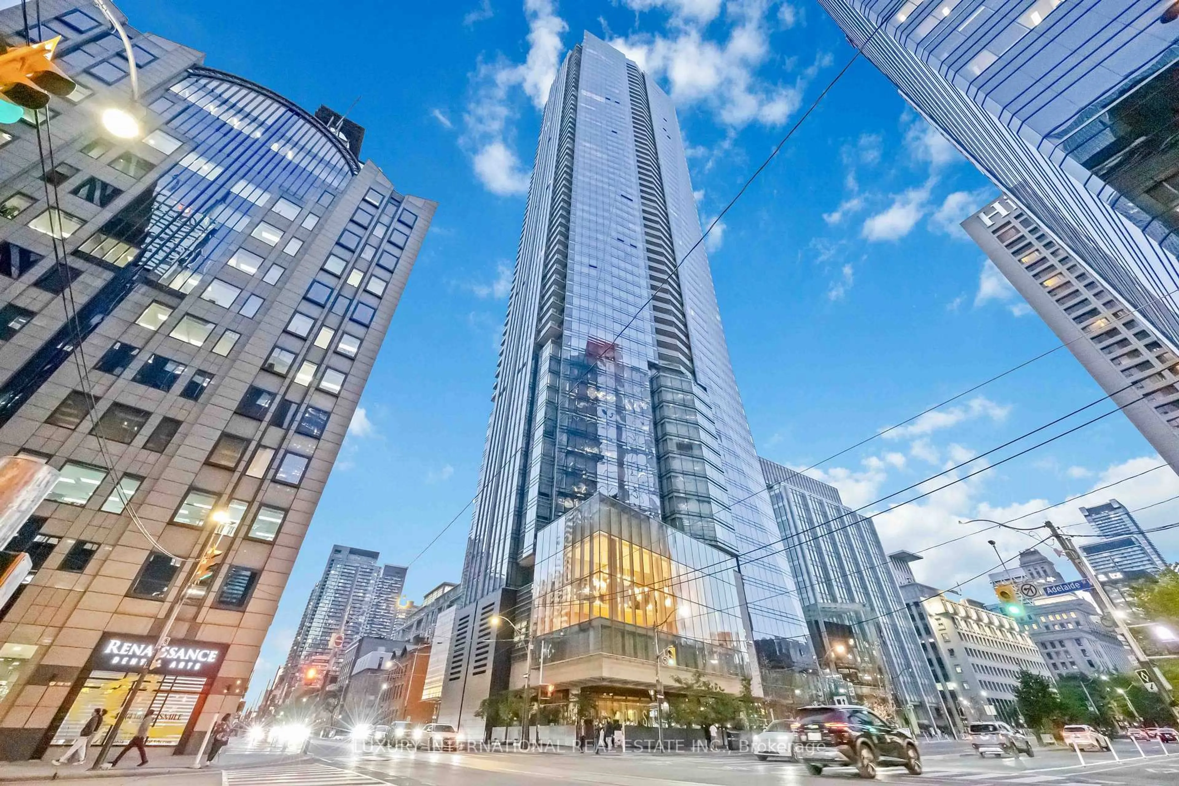 Unknown for 180 University Ave #5602, Toronto Ontario M5H 0A2