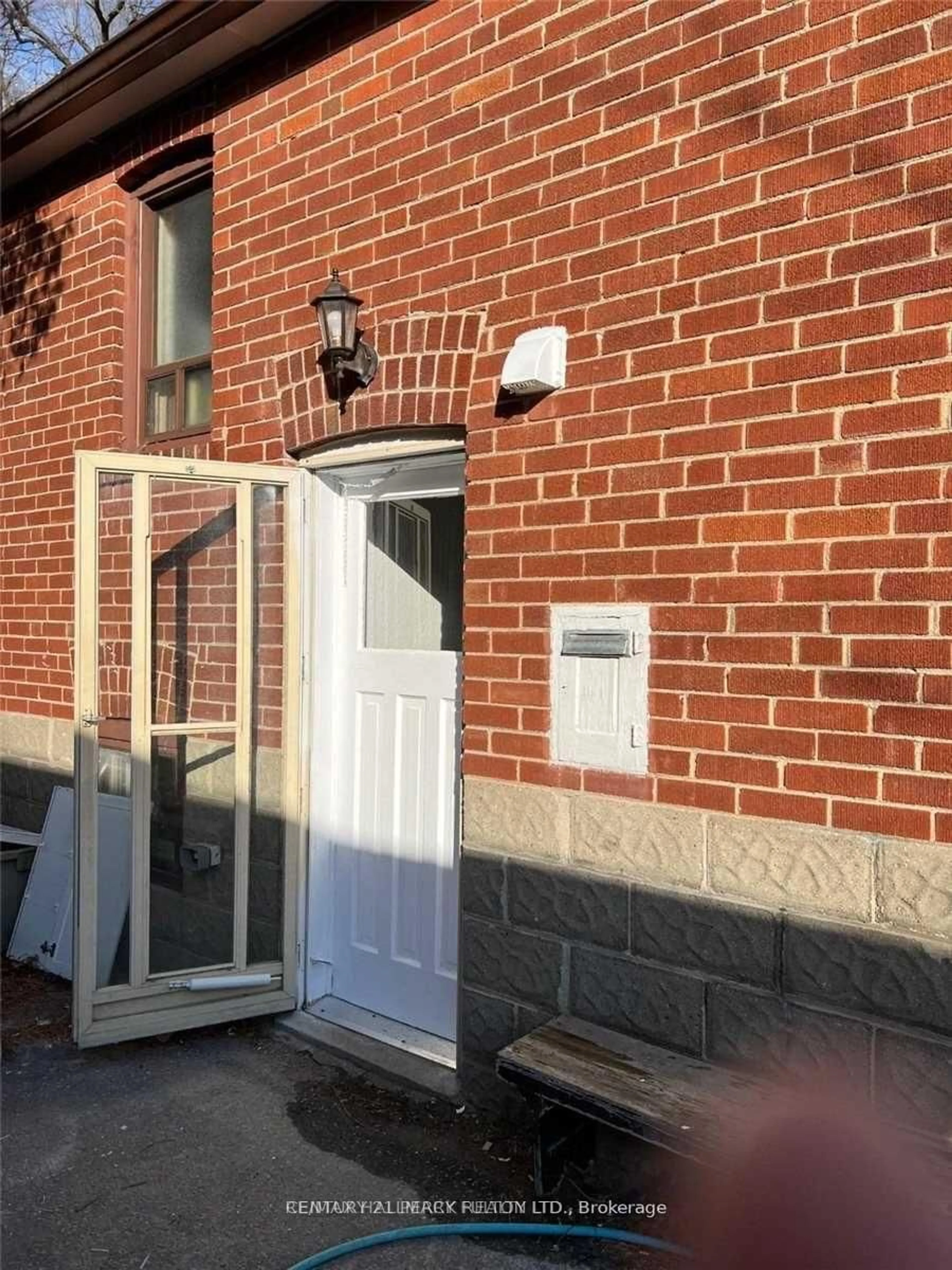 Unknown for 48 Connaught Ave, Toronto Ontario M2M 1G8