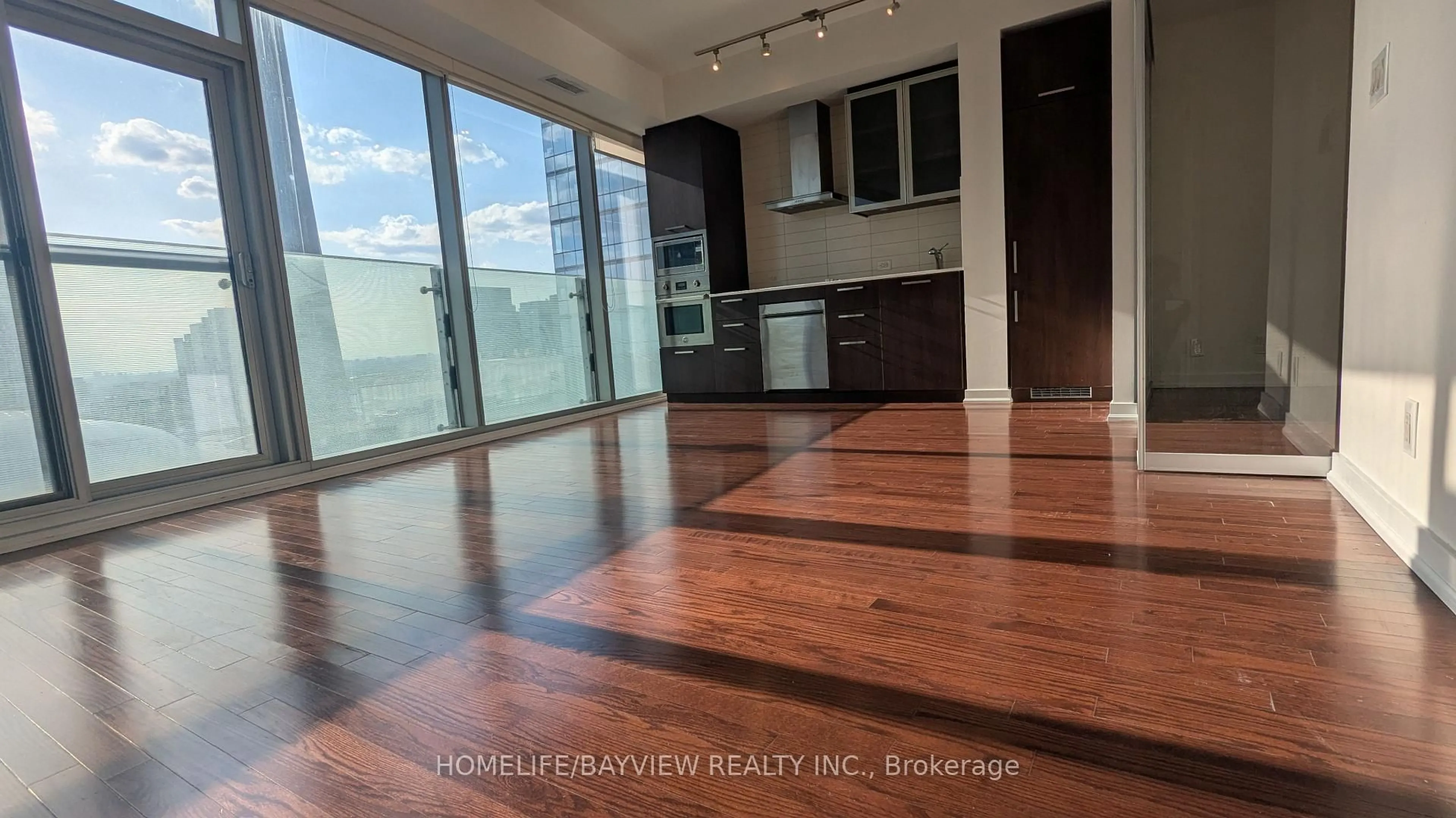 Unknown for 14 York St #3306, Toronto Ontario M5J 0B1