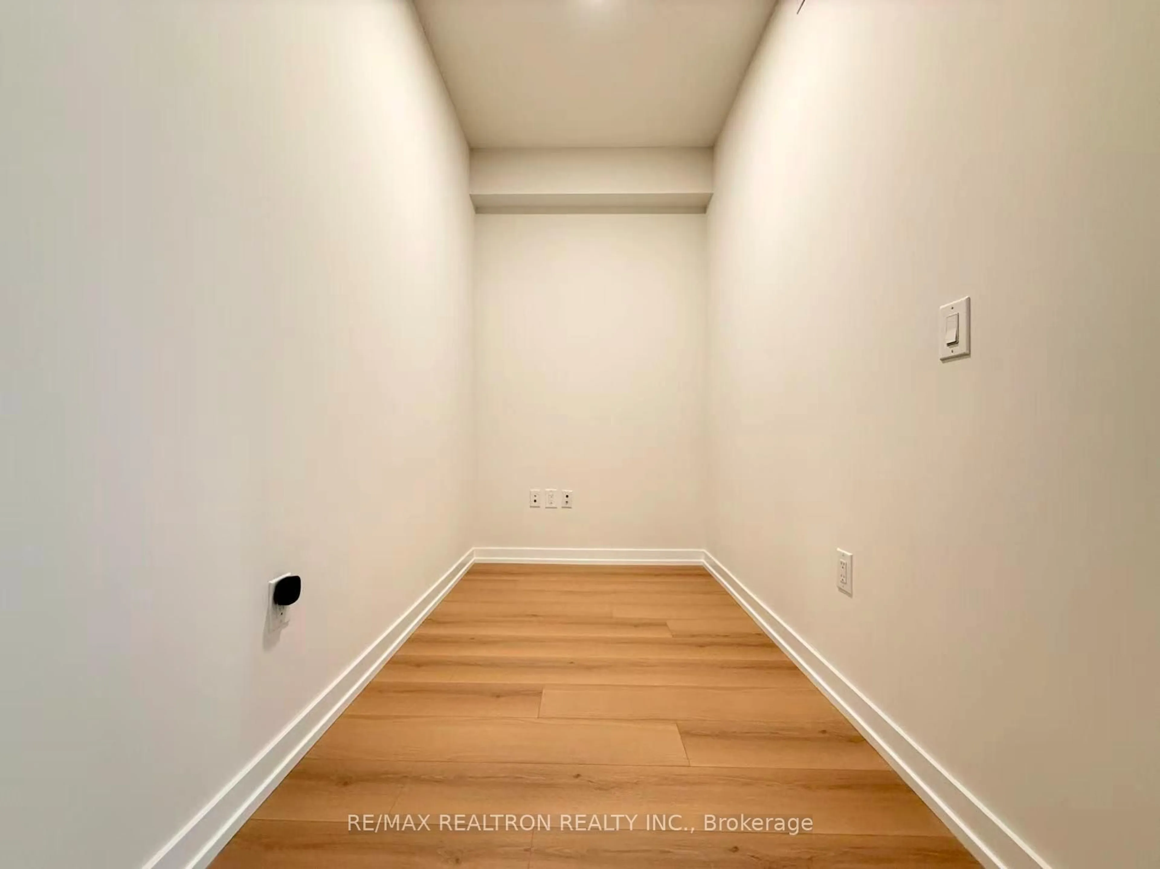 A pic of a room for 225 Sumach St #2703, Toronto Ontario M5A 0P8