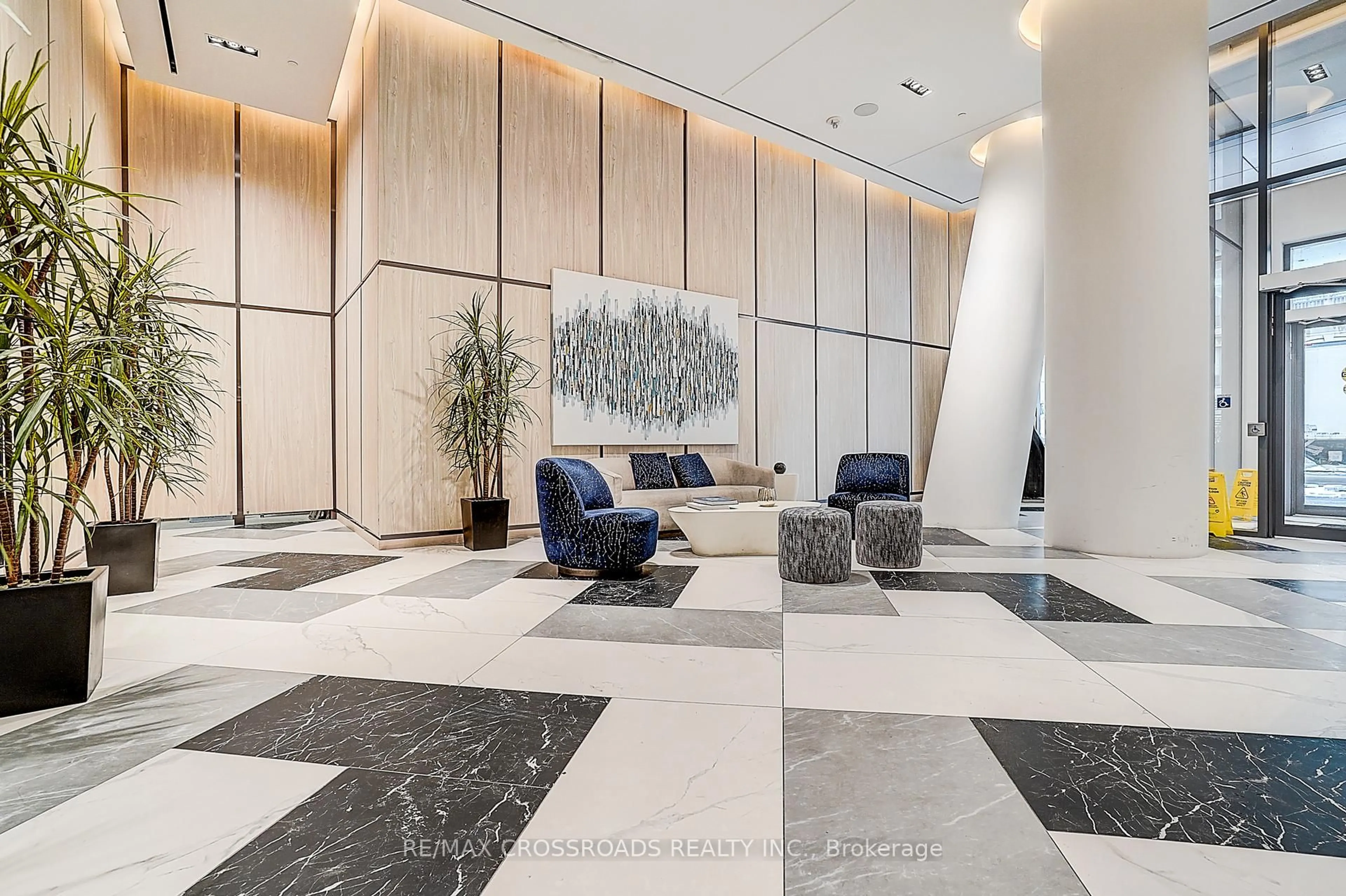 Lobby for 395 Bloor St #3205, Toronto Ontario M4W 0B4